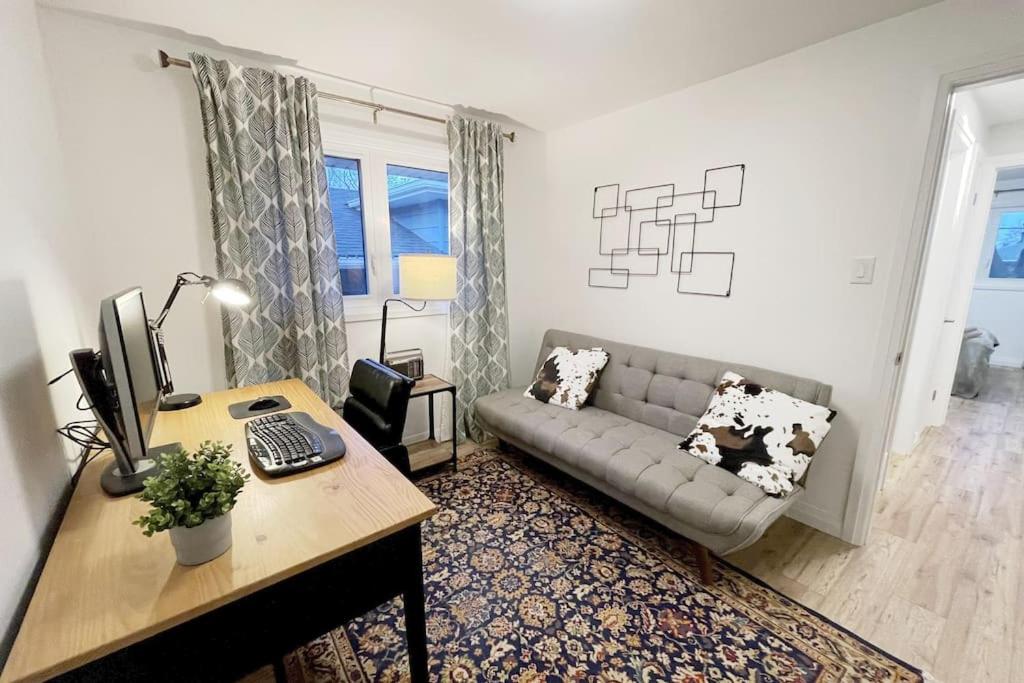 3 Bdr Bungalow in Burlington