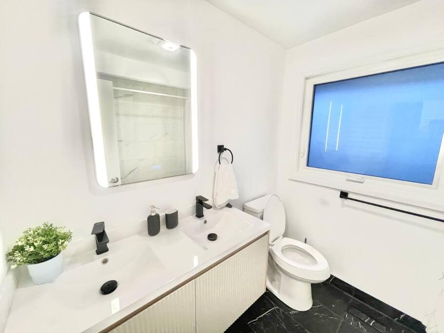 3 Bdr Bungalow in Burlington