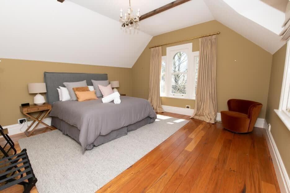 The Hermitage Truly Spectacular Sleeps 12