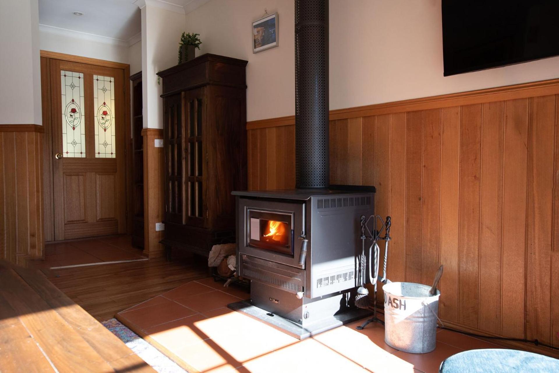 9a Woodlands Grove