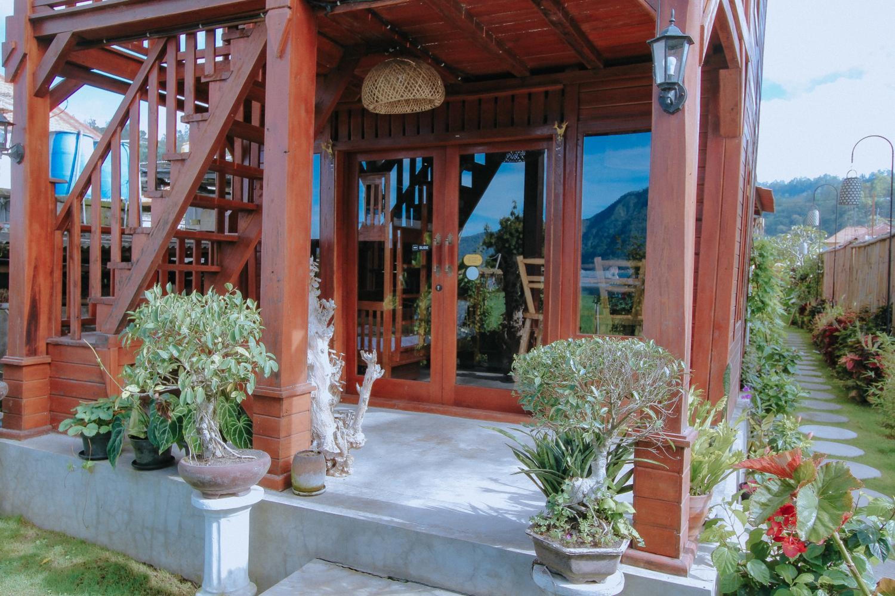 Lake Batur Cabin