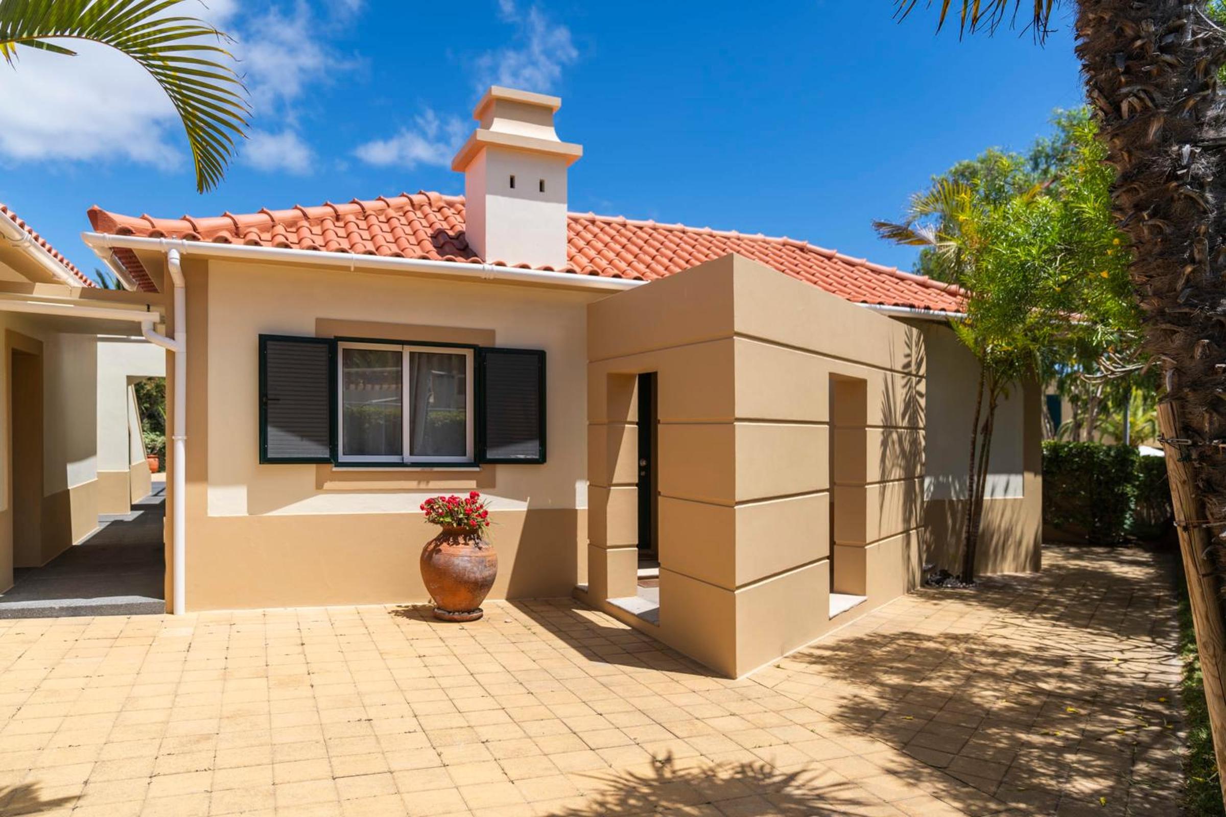 Casa de Férias by An Island Apart