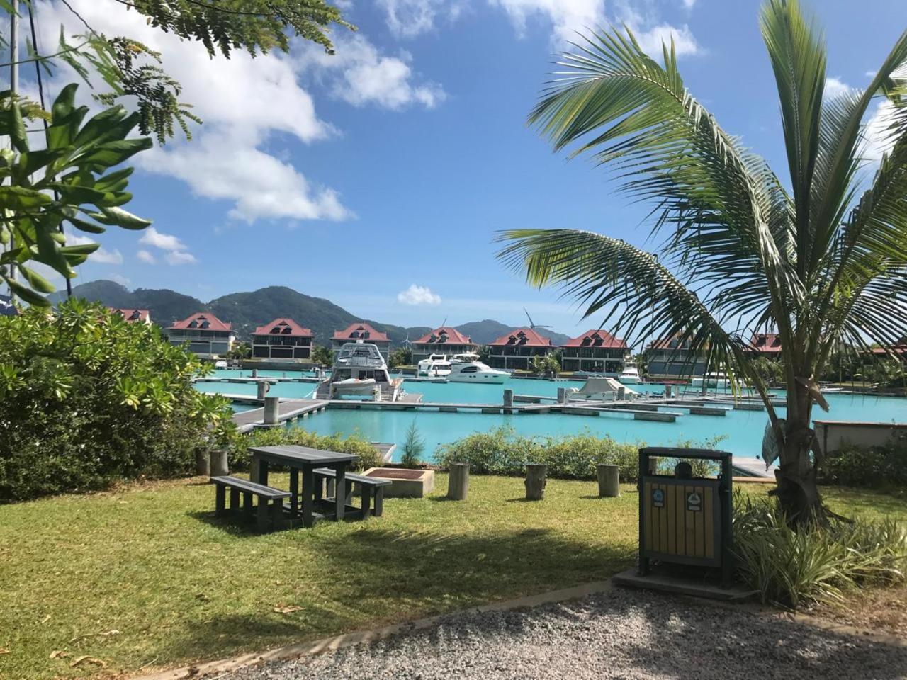 Eden Island Maison with pool photo 2