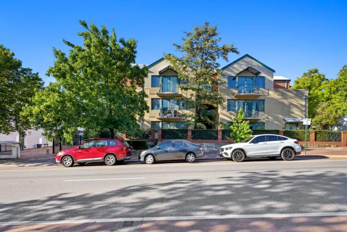 Cosy Apt in Subiaco with Free Parking