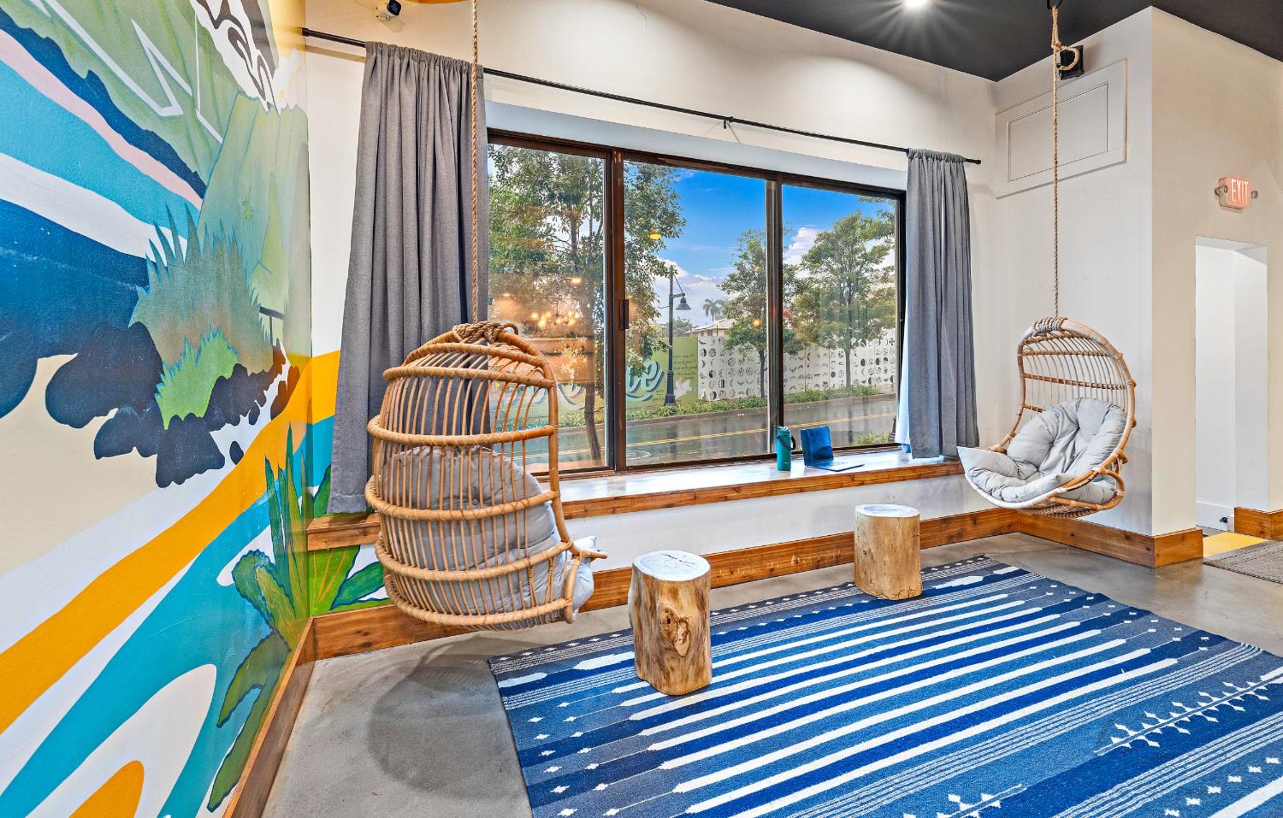 lounge
