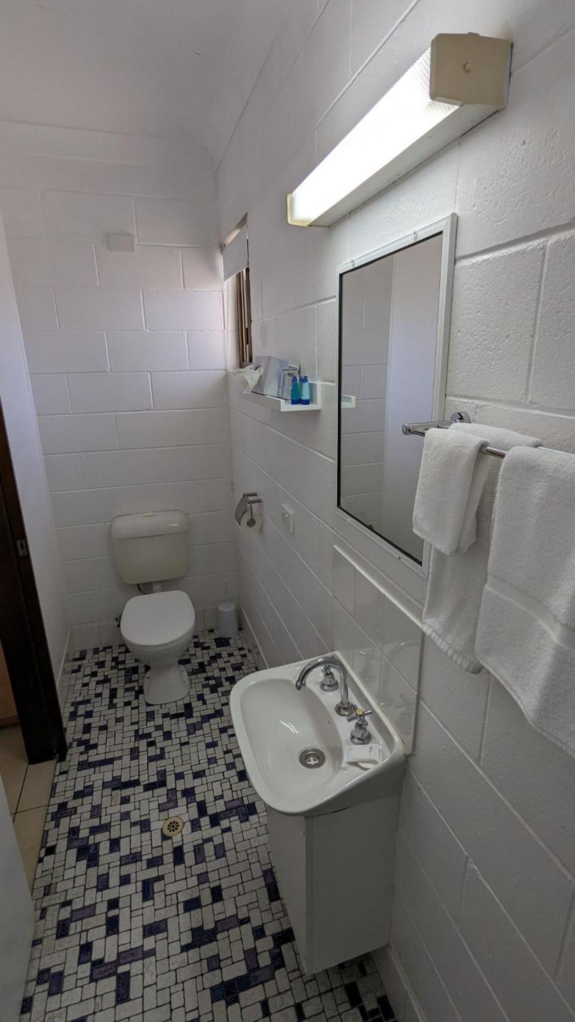 Moffat Beach Motel Caloundra