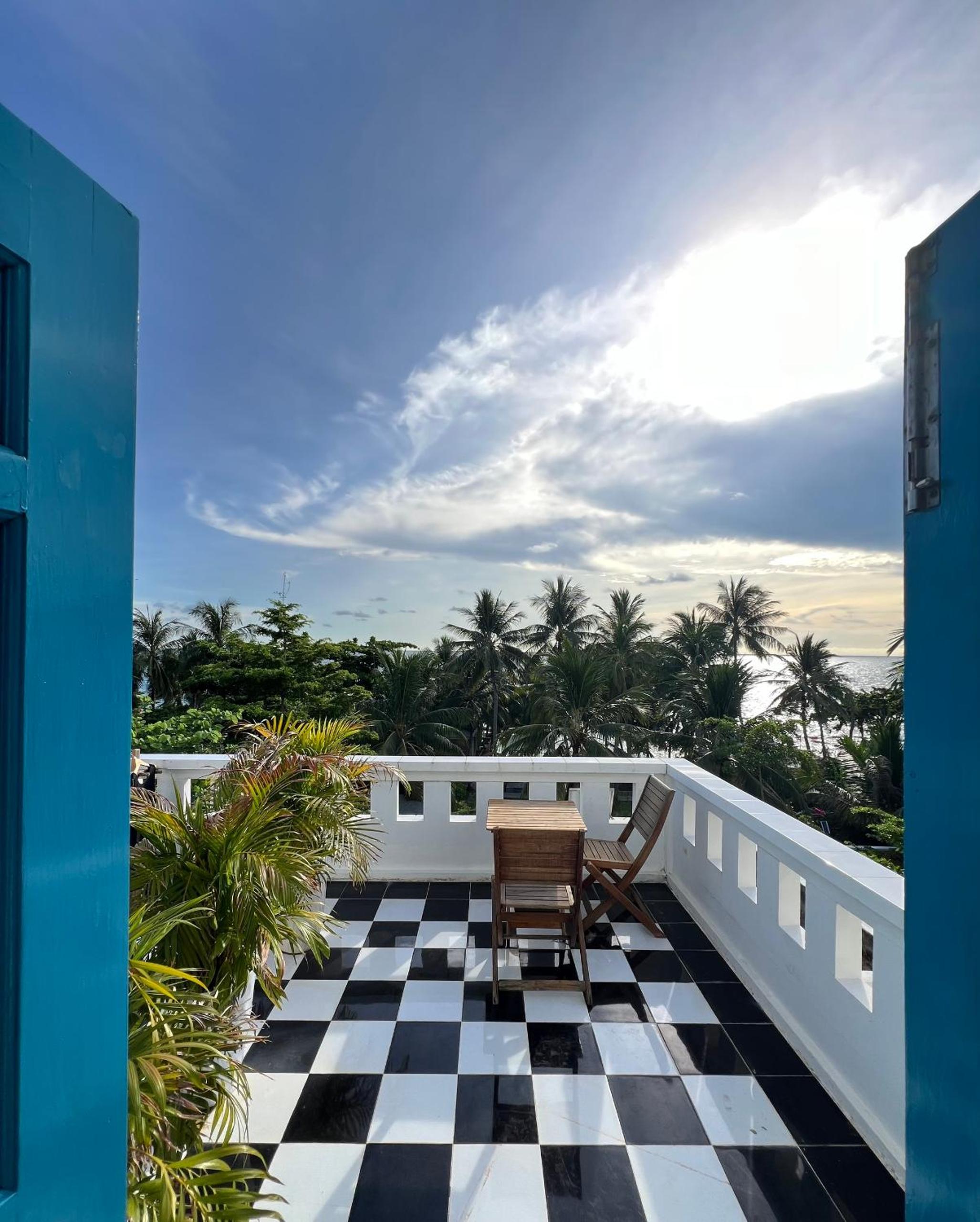 Vida Loca Sunset Beach Resort, photo 42