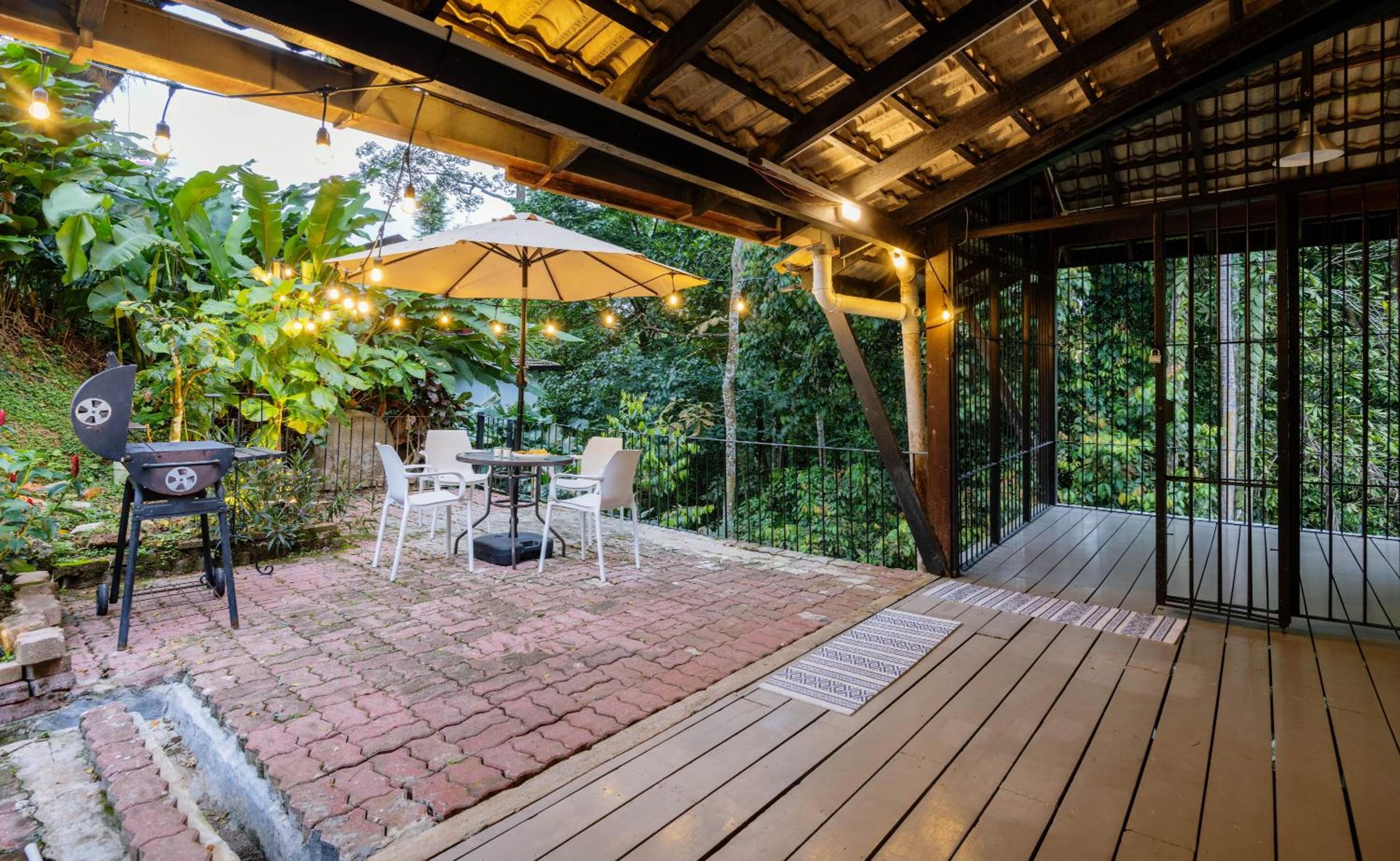 LilyJo's Modern Treehouse Serendah photo 8