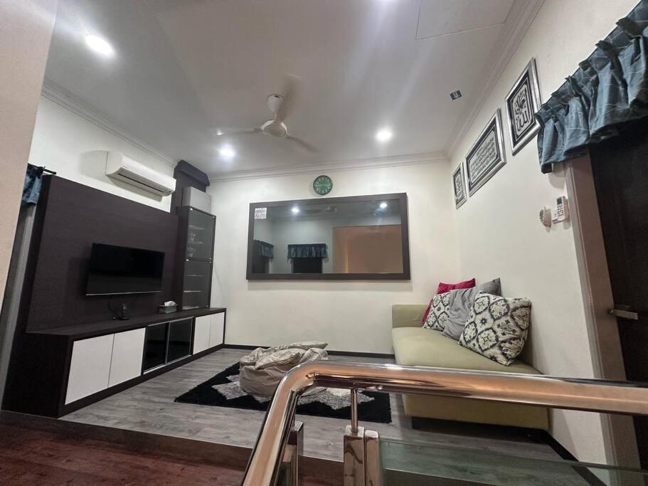 H&H Homestay Premium House