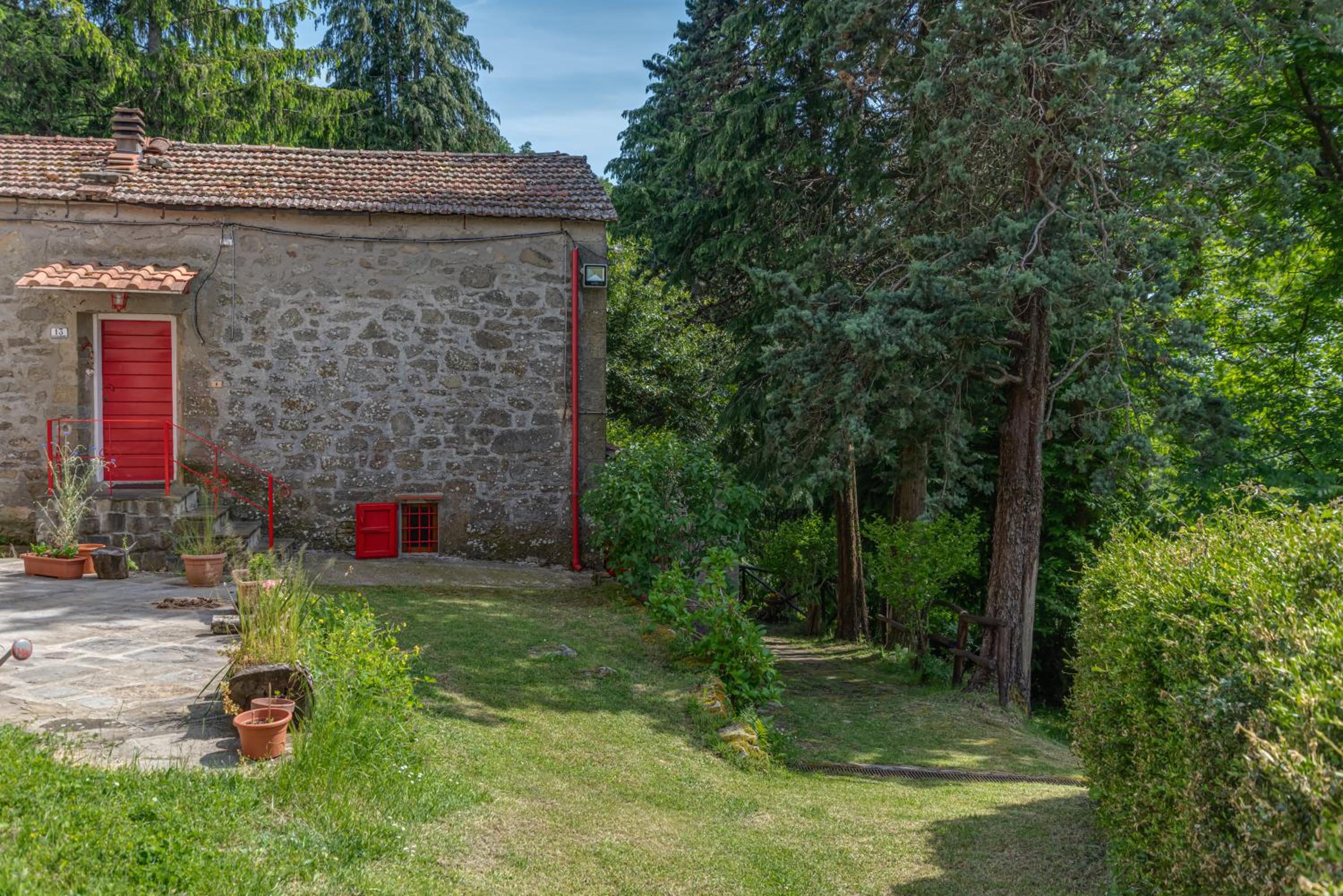 Casale Il Ricavo view 4