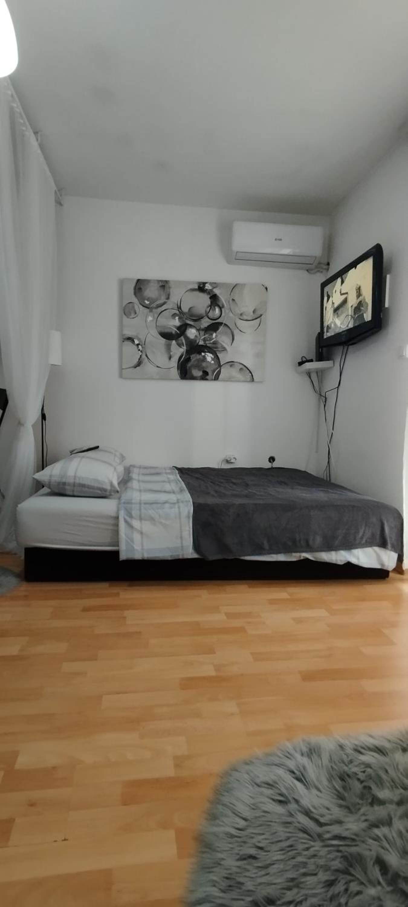 Central Apartments 2 view 2