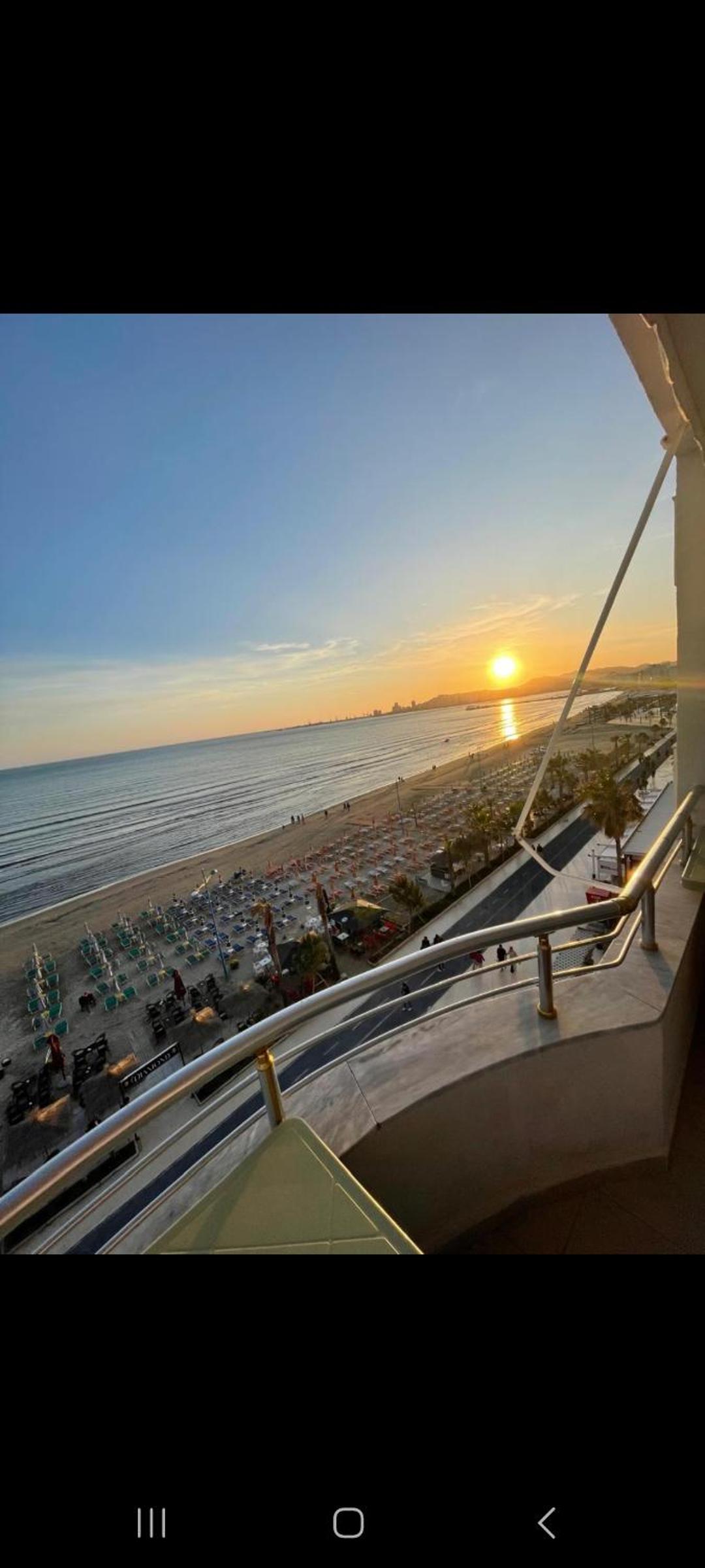 Divino Beachfront Apartment