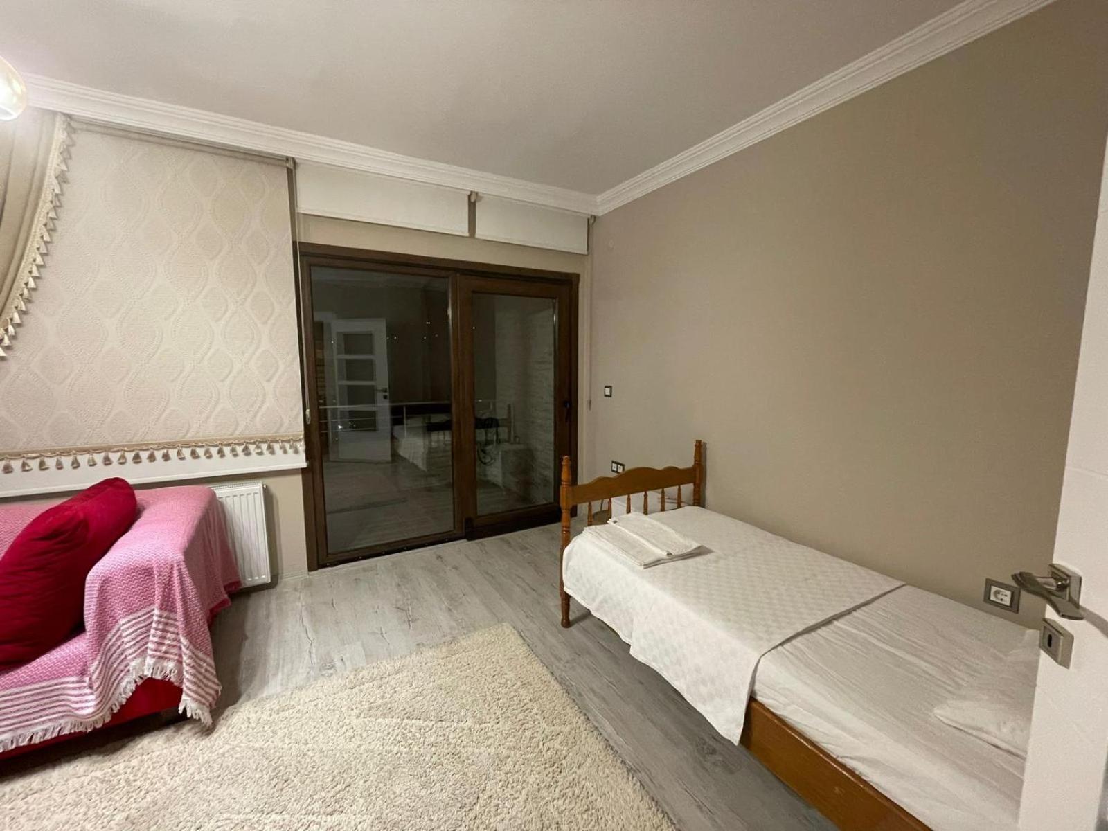 Vinland Villa Atalar