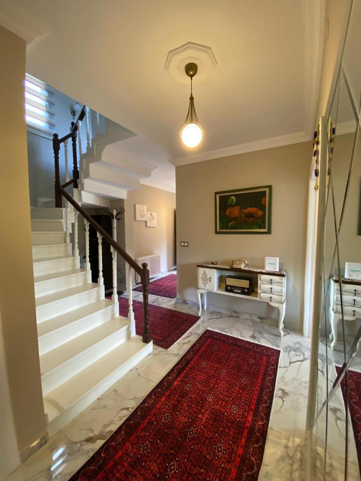 Vinland Villa Atalar
