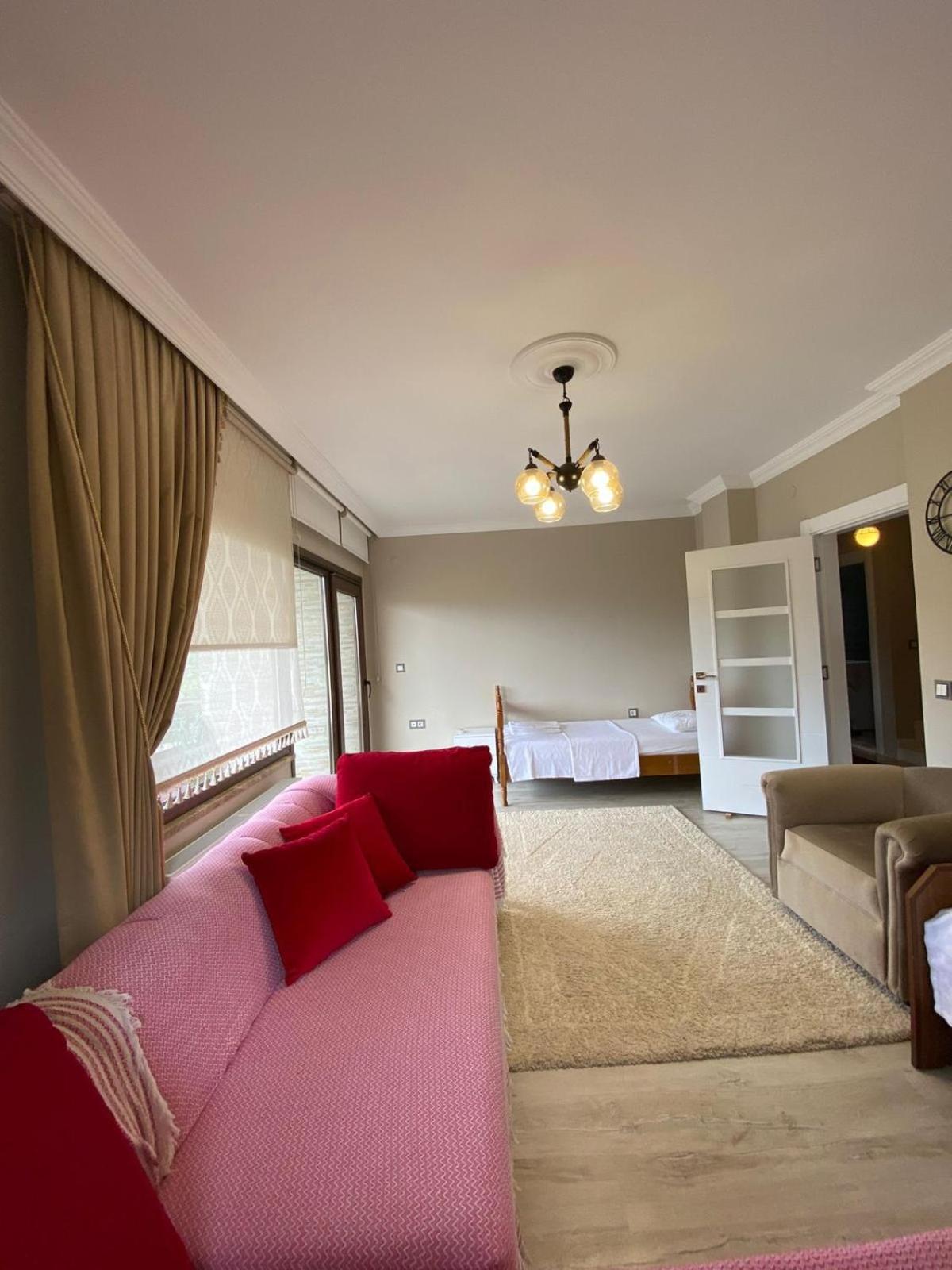 Vinland Villa Atalar