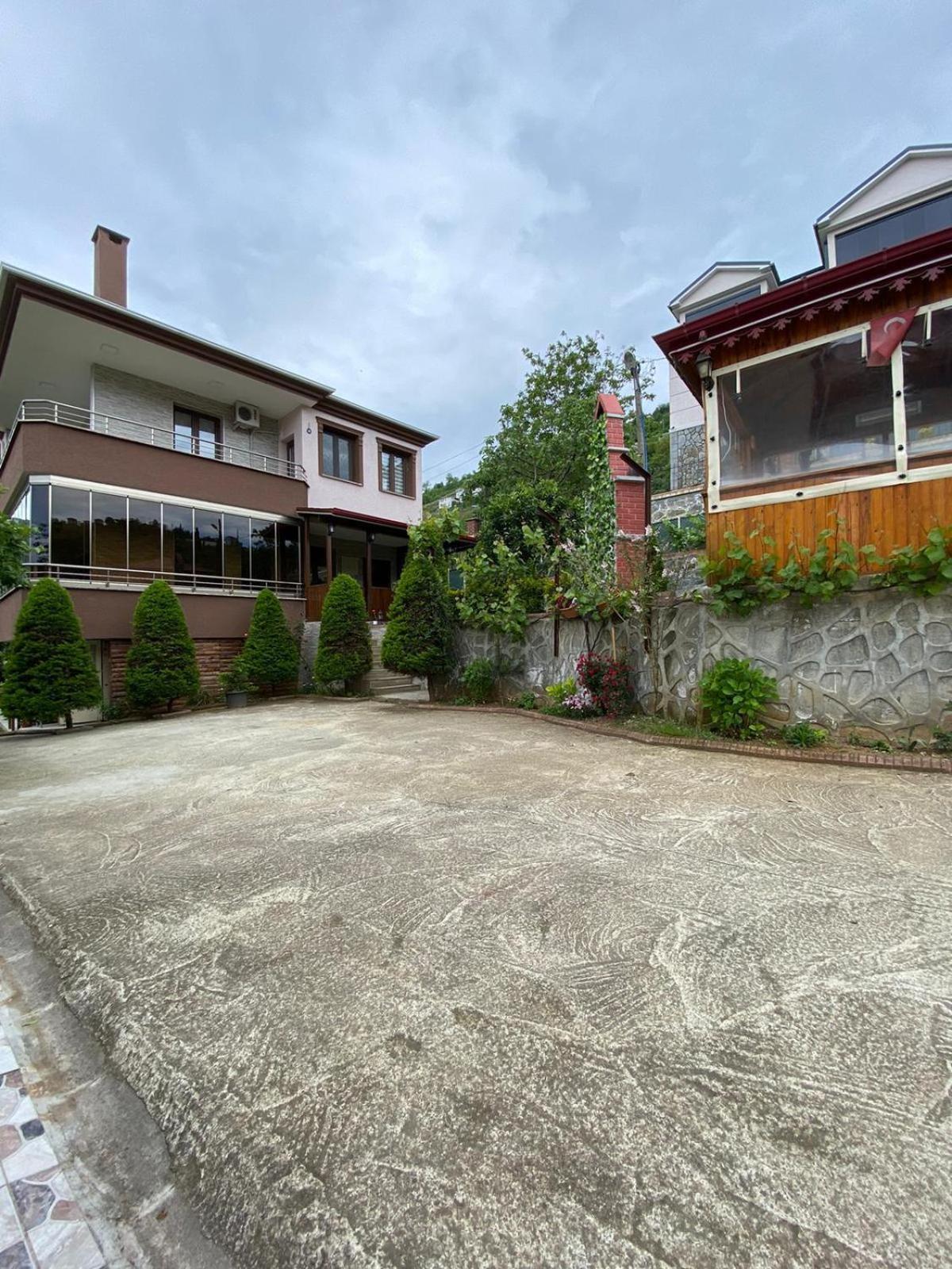 Vinland Villa Atalar