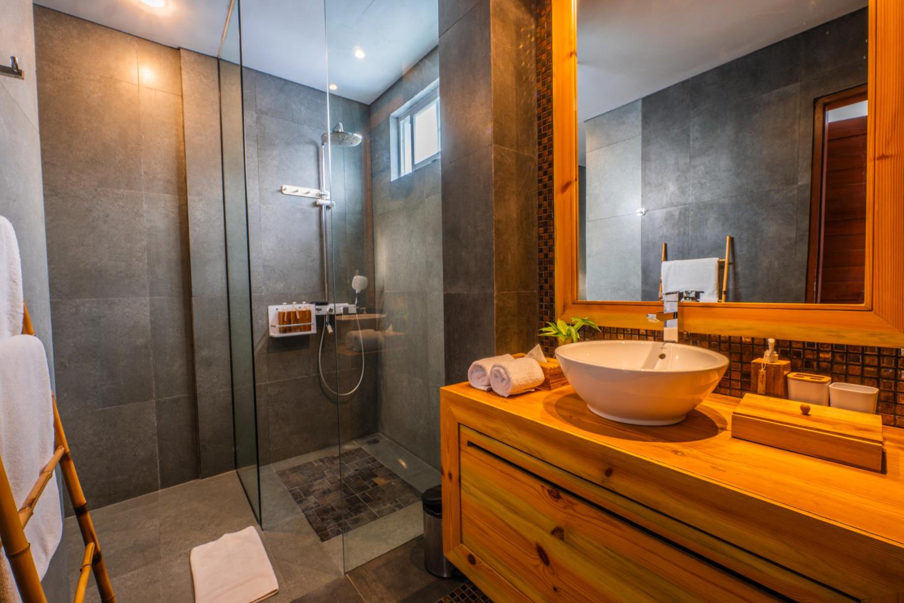 Canggu Escape Villa By Island Escape view 5