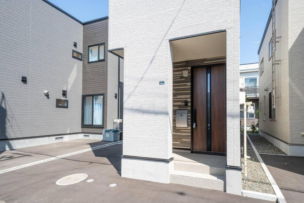 Lumiere Enclave