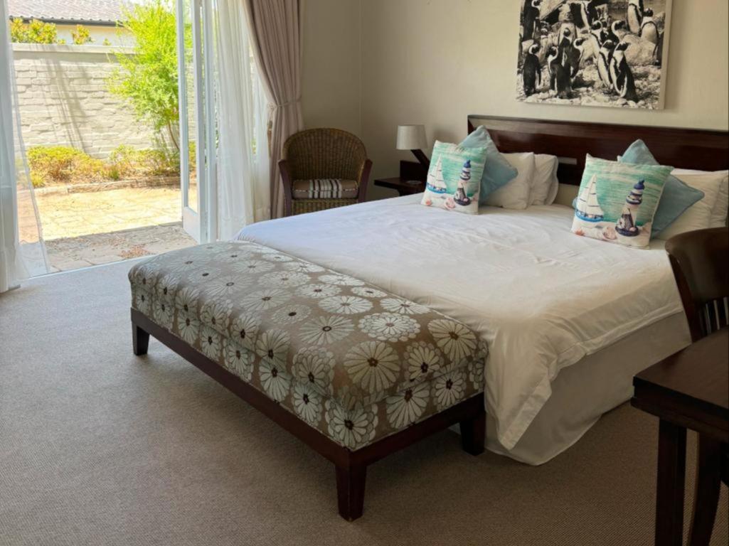 Moments Guesthouse, Kleinmond, photo 61