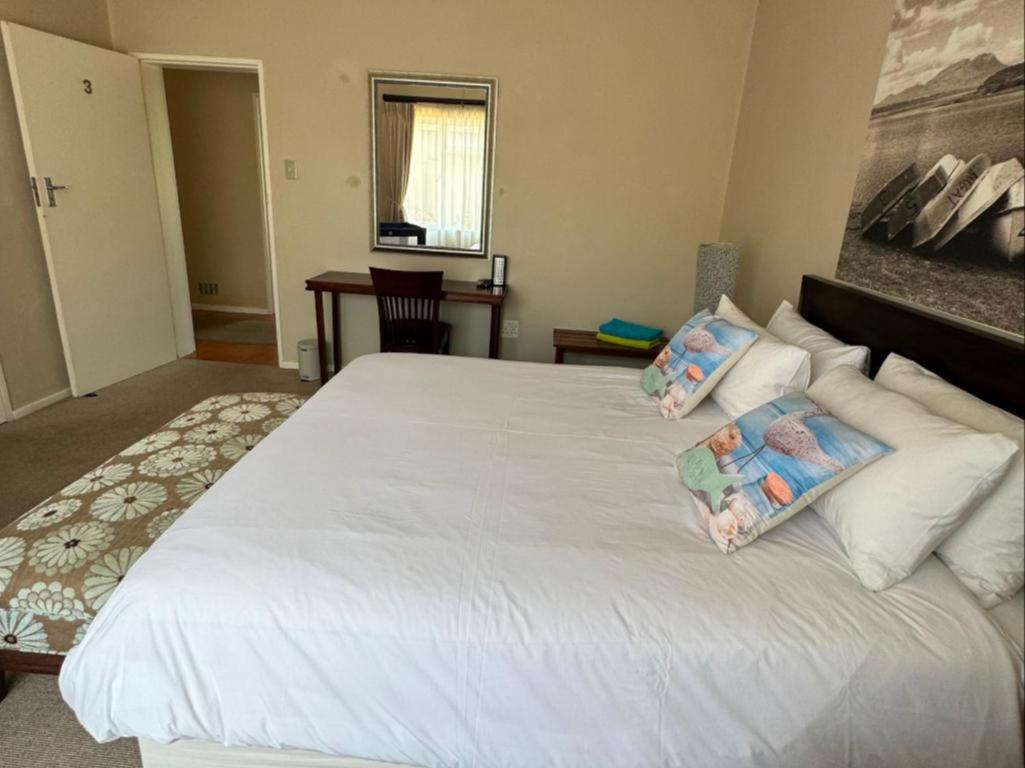 Moments Guesthouse, Kleinmond, photo 40