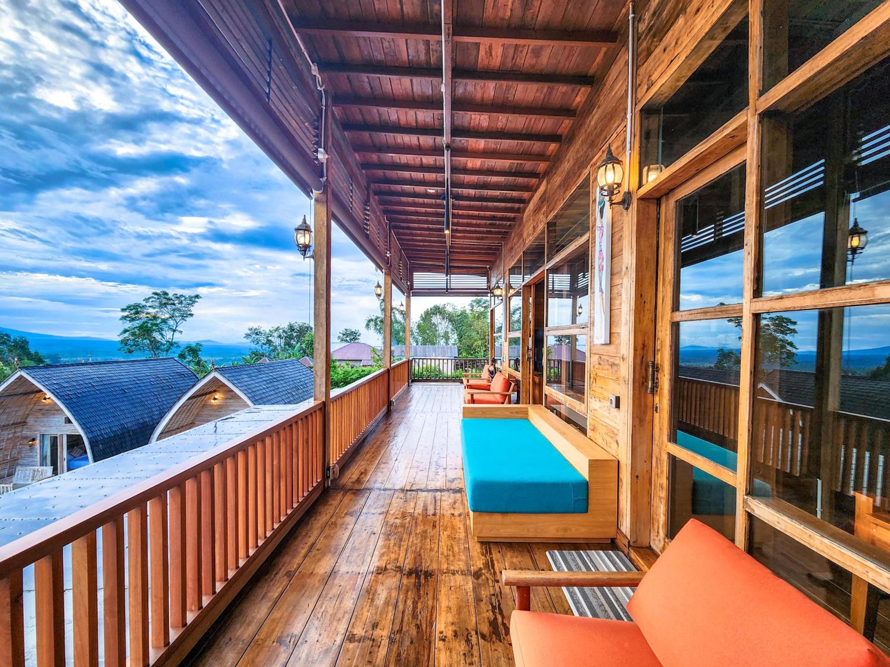 balance & terrace