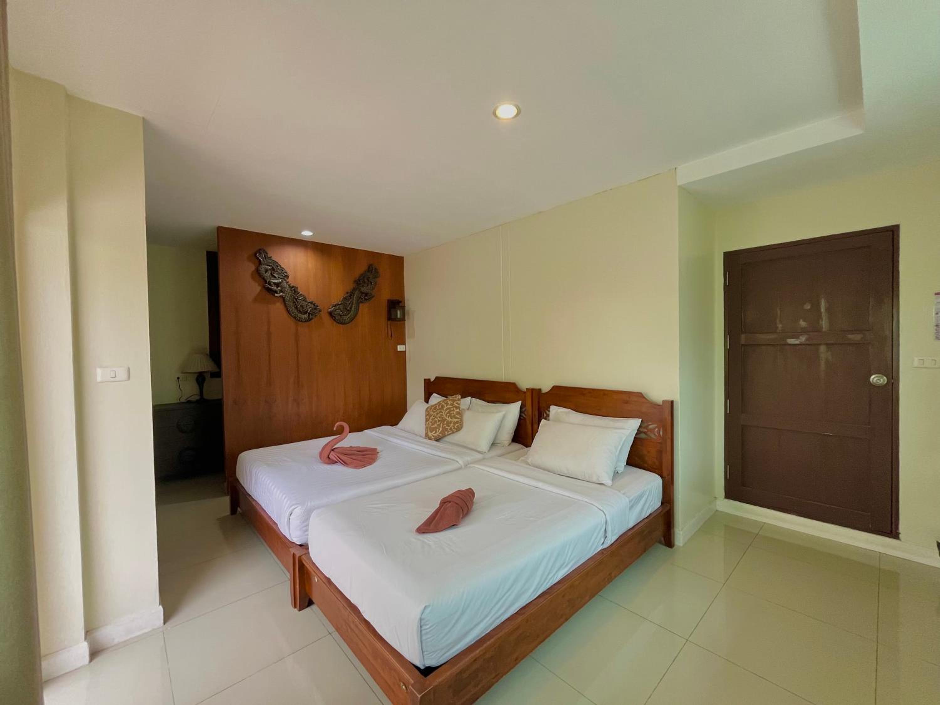 Baan Baramee House