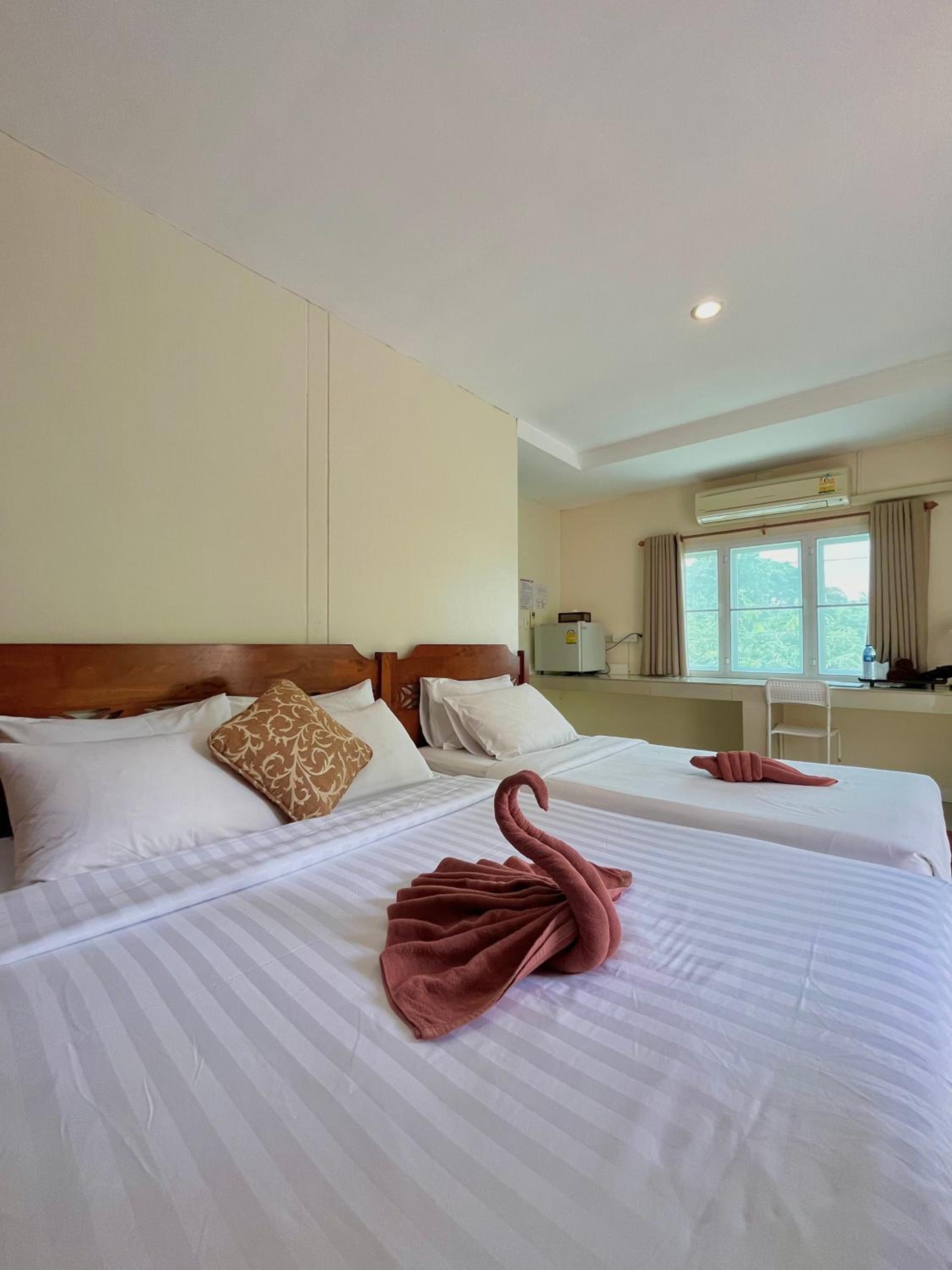 Baan Baramee House