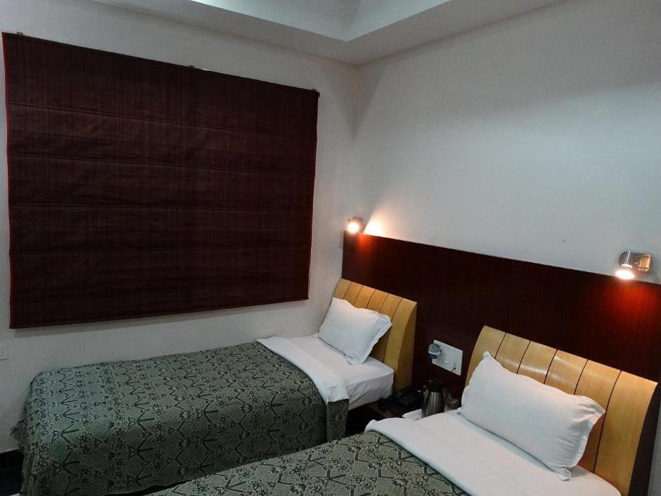 Madhushree Hotel