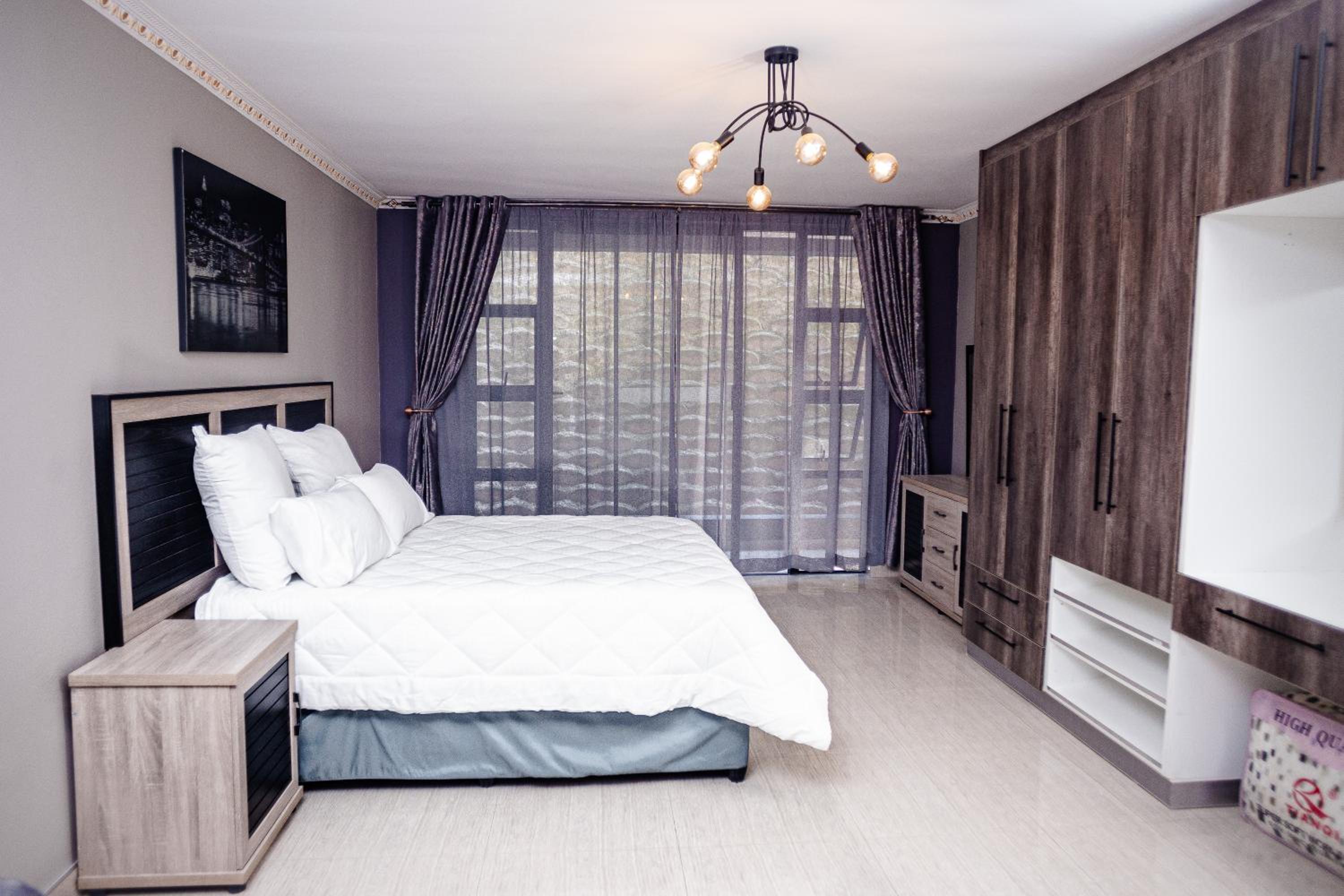 Vista Royale Luxury Villas