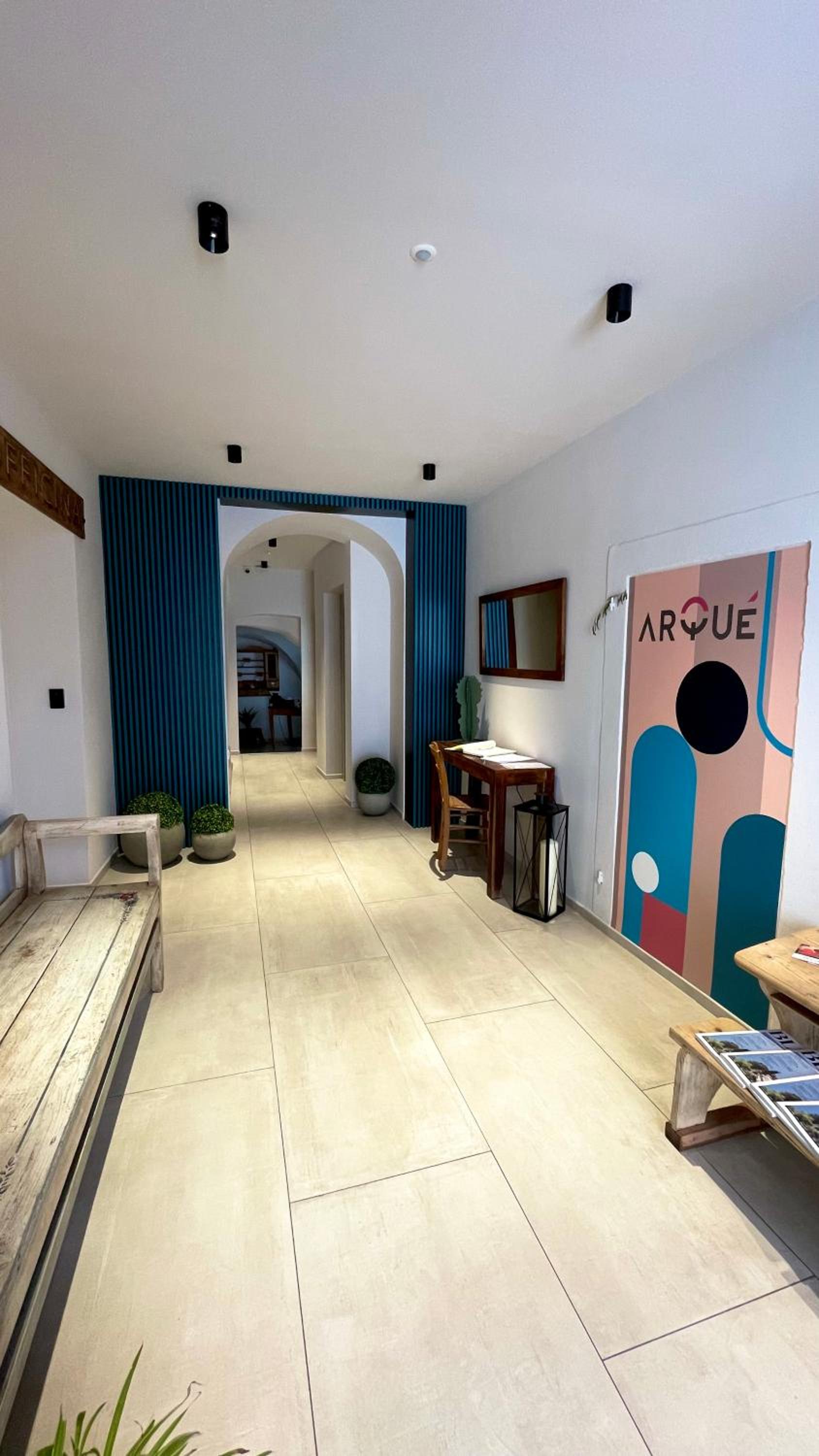 Arqué Apartments - Arco Centro view 3