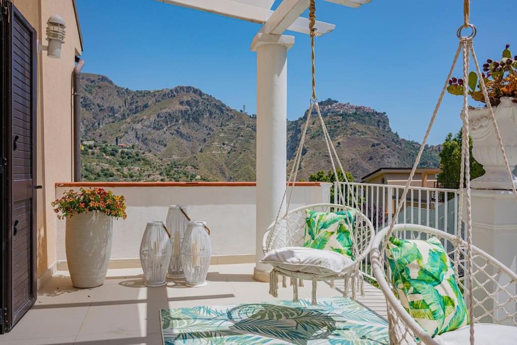 Private modern villa in Taormina photo 4