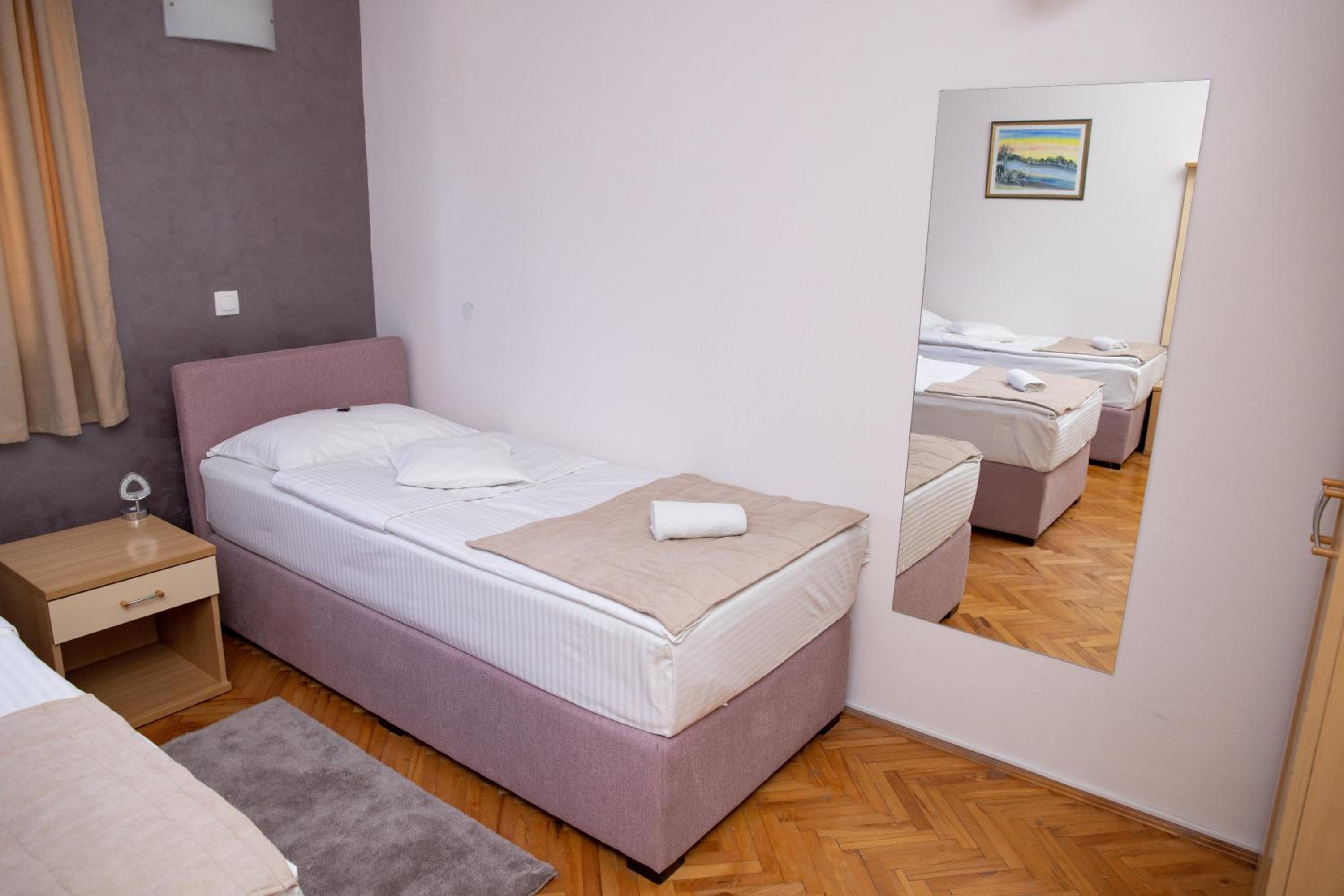 Motel New Sanatron