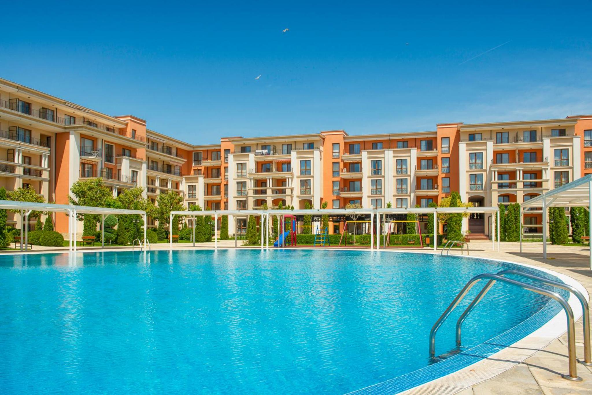 Prestige Beach First Line Apartments in Saint Vlas