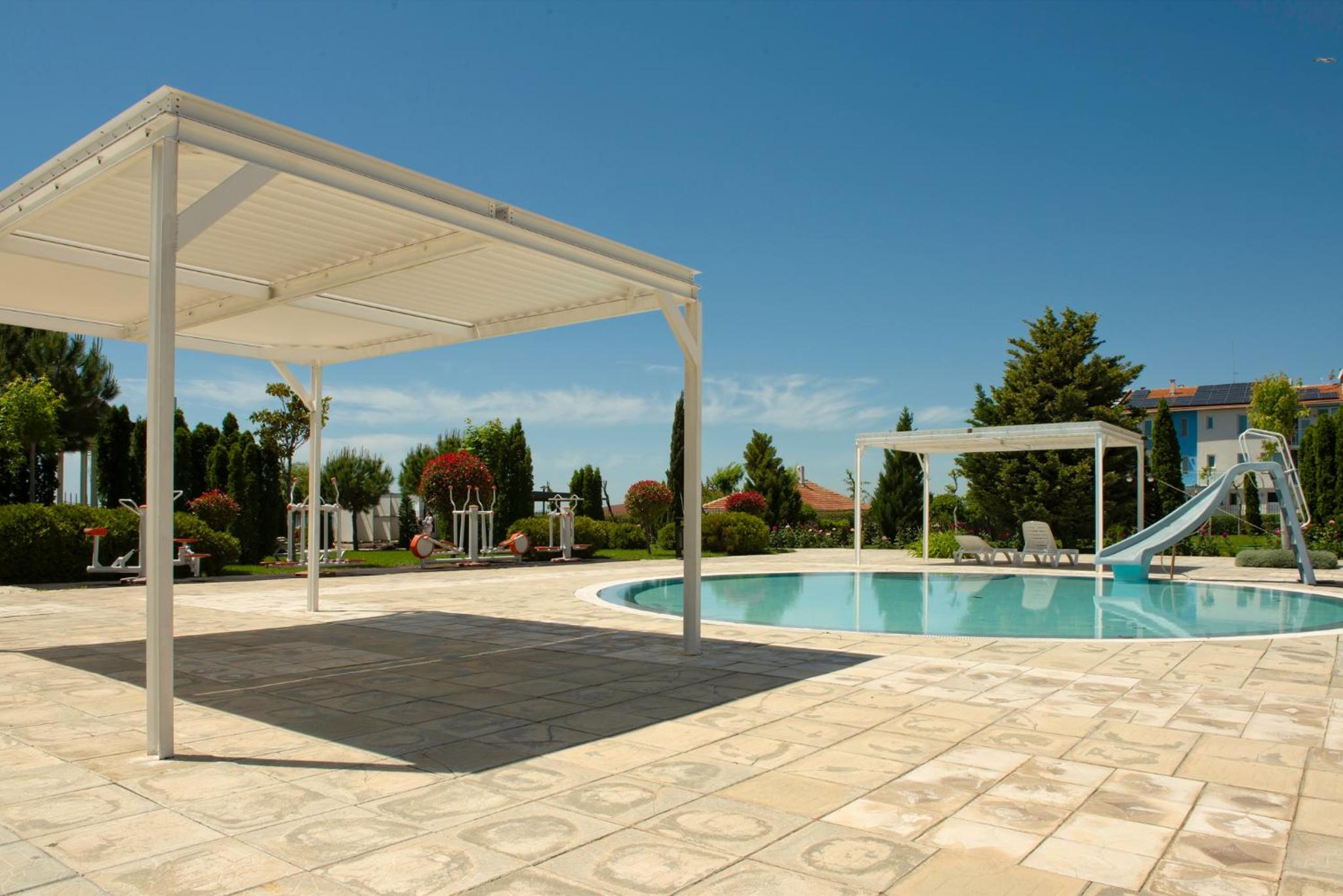 Prestige Beach First Line Apartments in Saint Vlas
