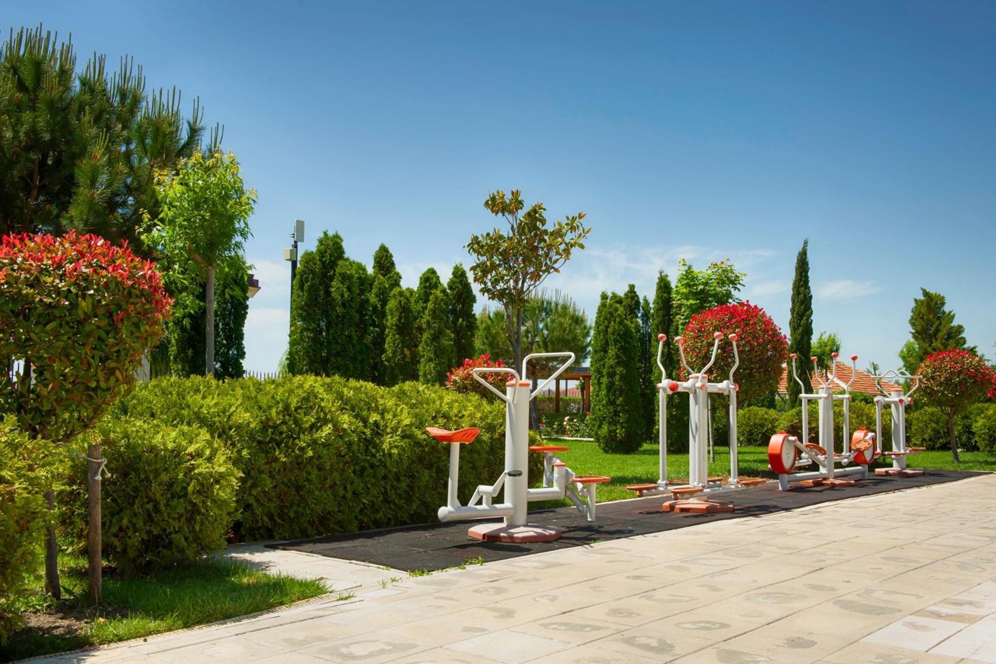 Prestige Beach First Line Apartments in Saint Vlas