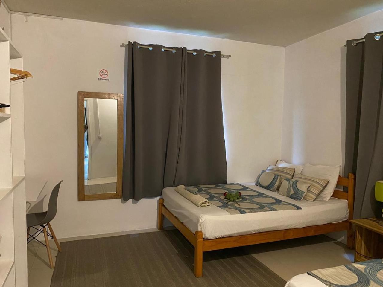 Le Kato Luxx view 3