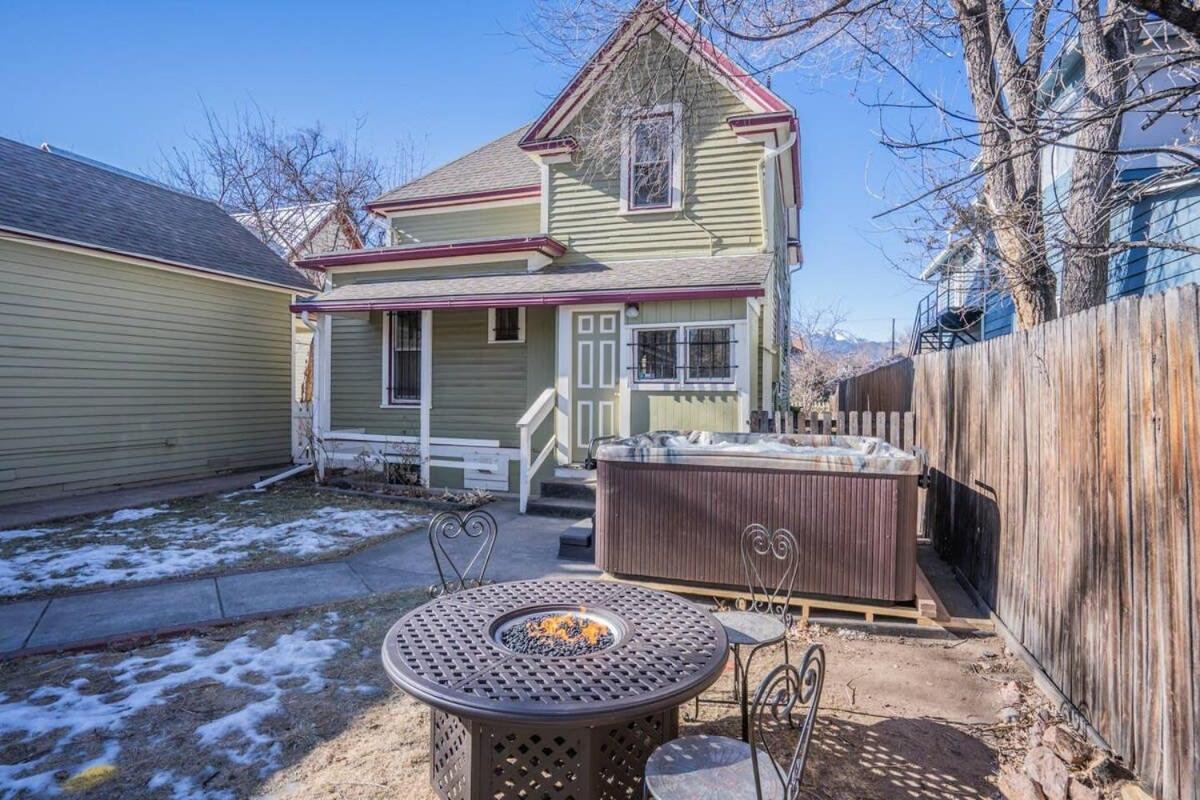Victorian Charm With Hot Tub & Fire Pit Downtown