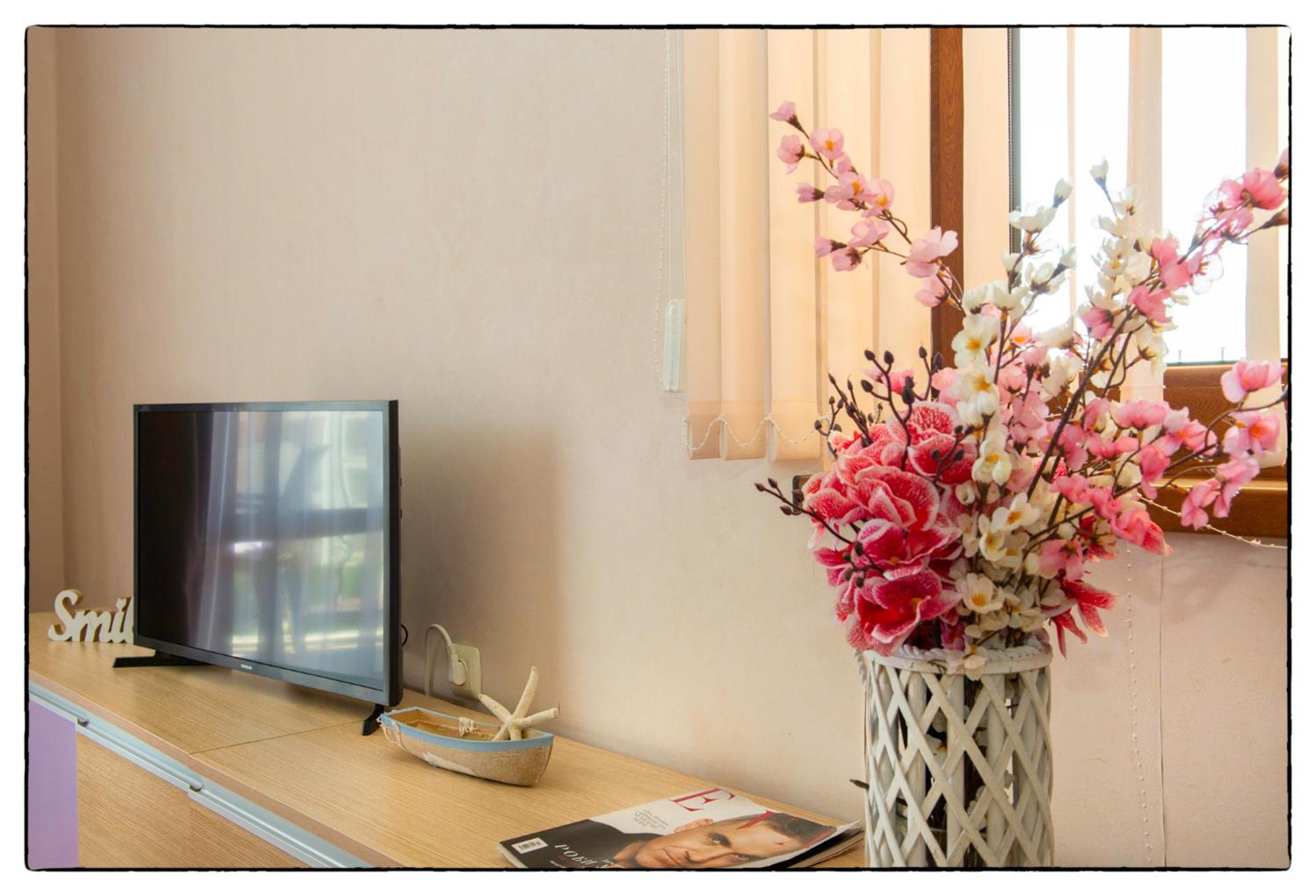 Prestige Beach First Line Apartments in Saint Vlas