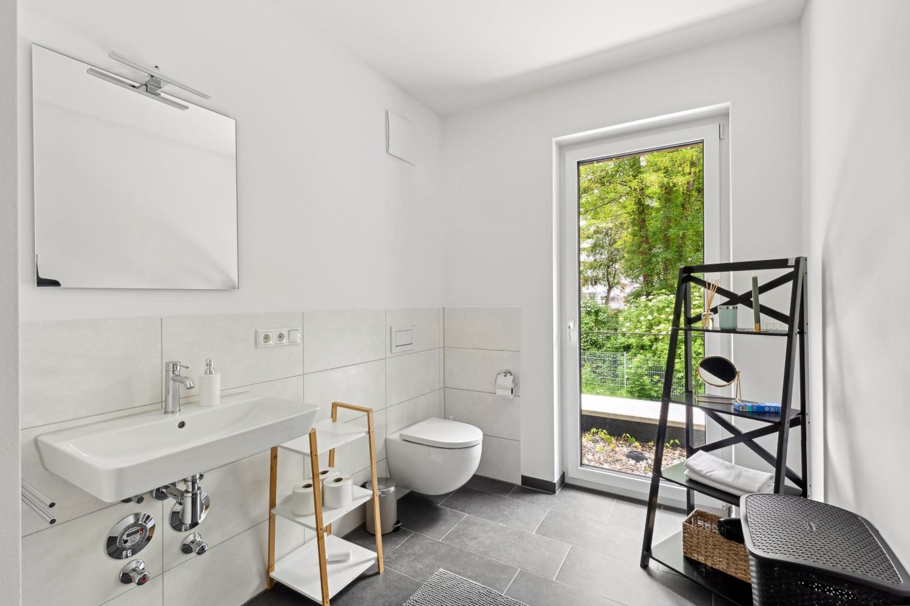 Sali-Homes R5 - New Build with Terrace in City Center