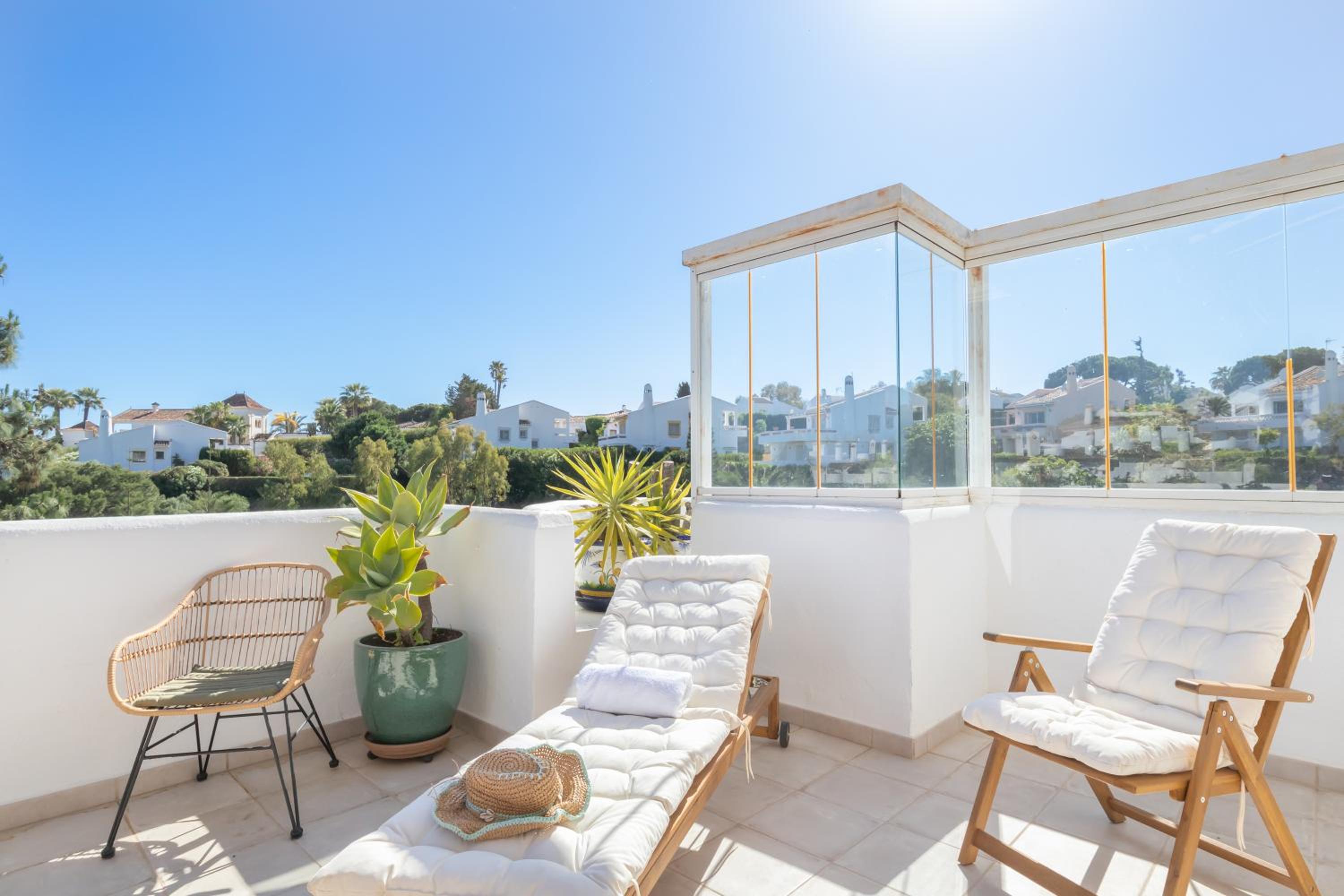 Calahonda Golf - Happy Rentals view 5