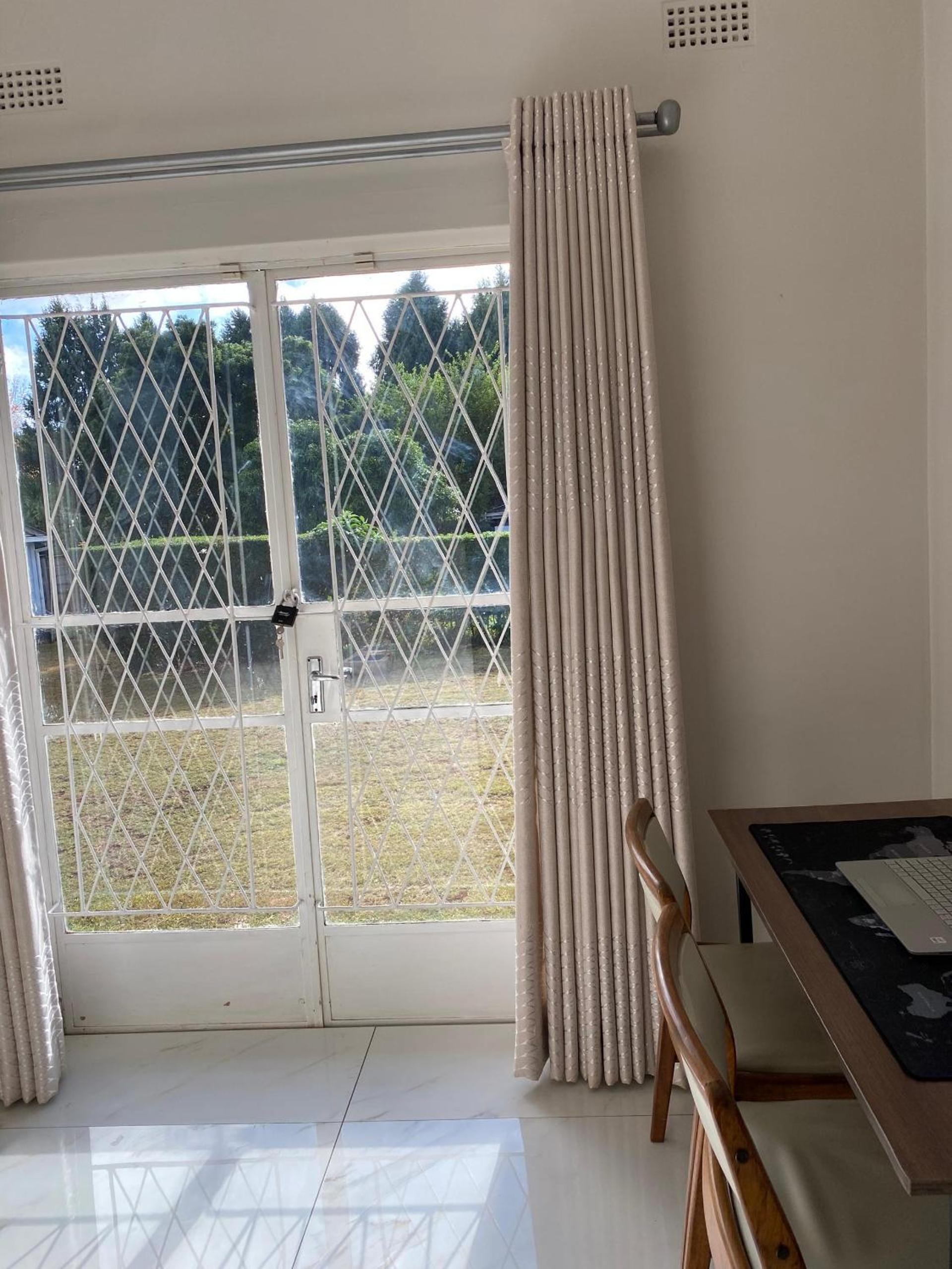 Exquisite 3 bed with pool and solar - 2238