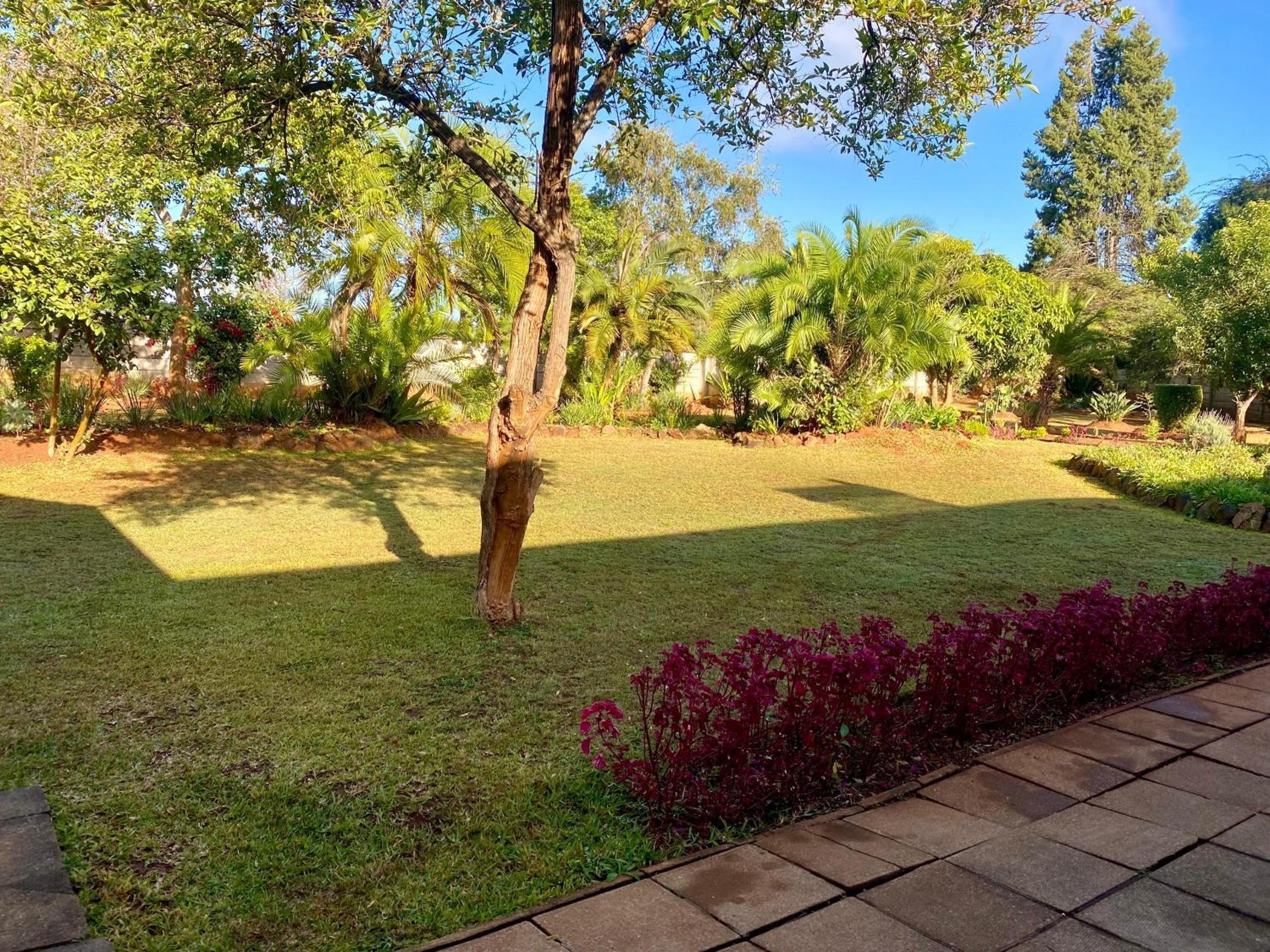 Exquisite 3 bed with pool and solar - 2238