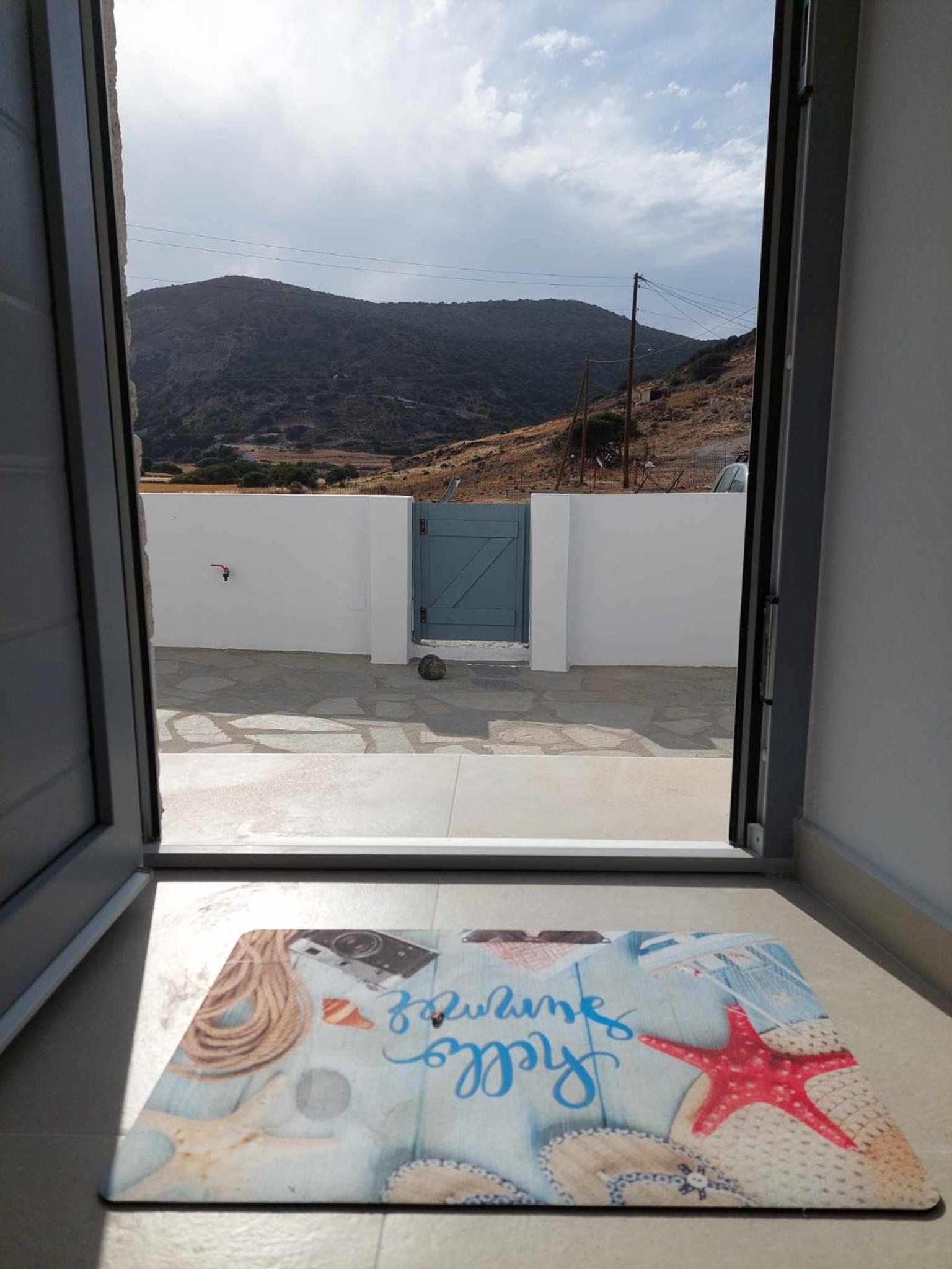 Manos' Dream view 5
