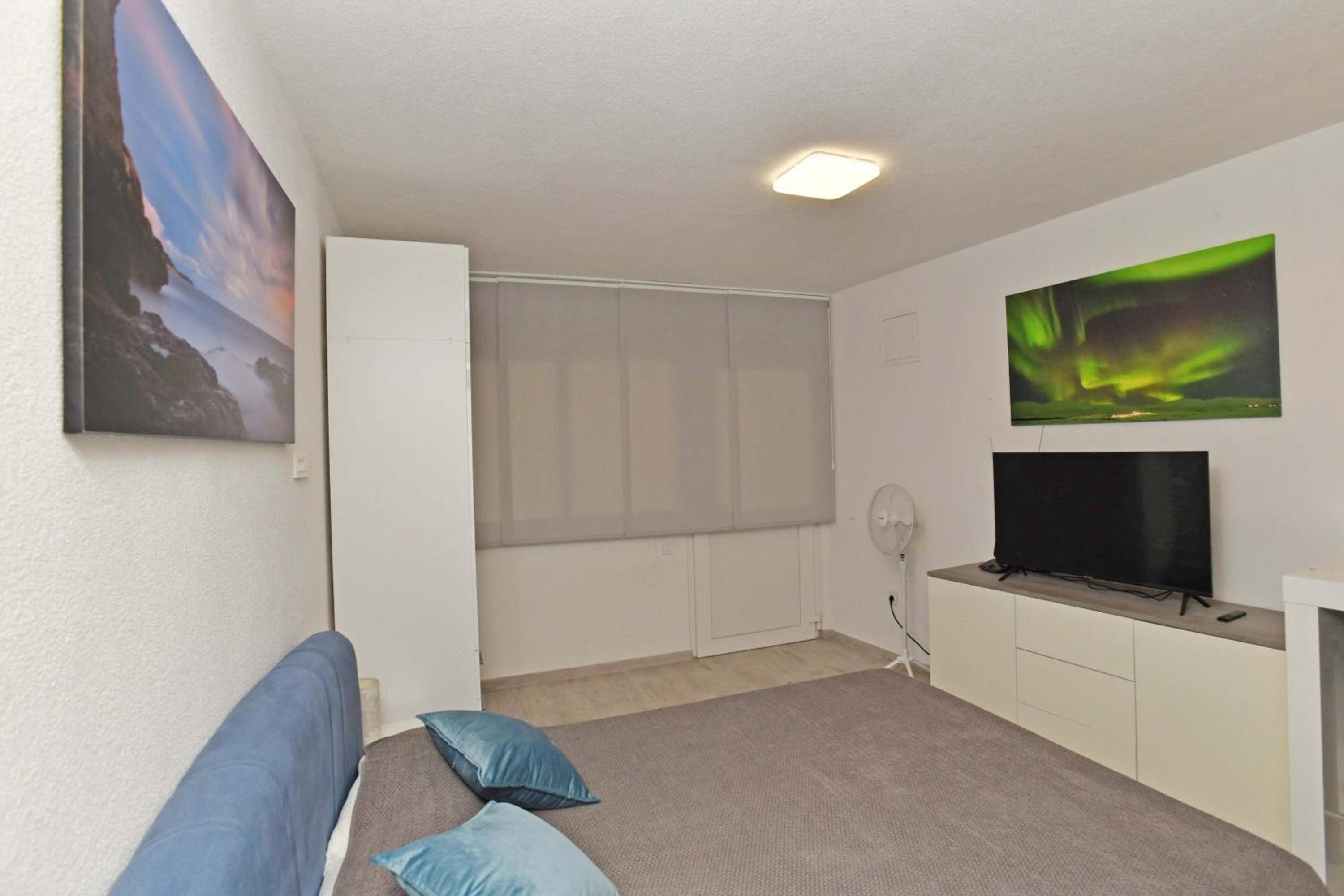 Apartment Ron