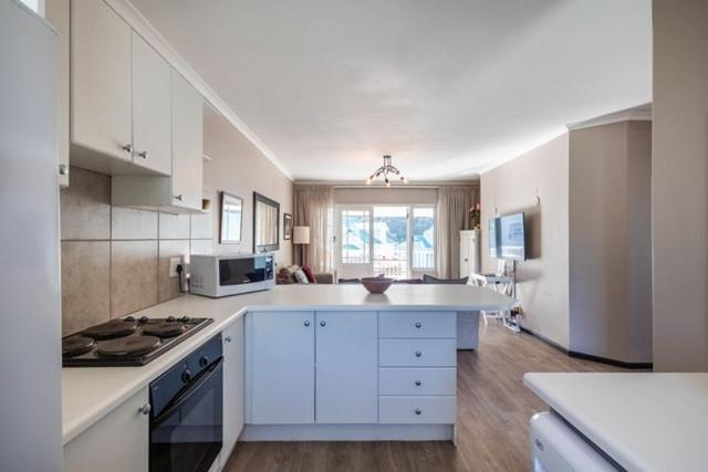 40 River Club Villas view 3