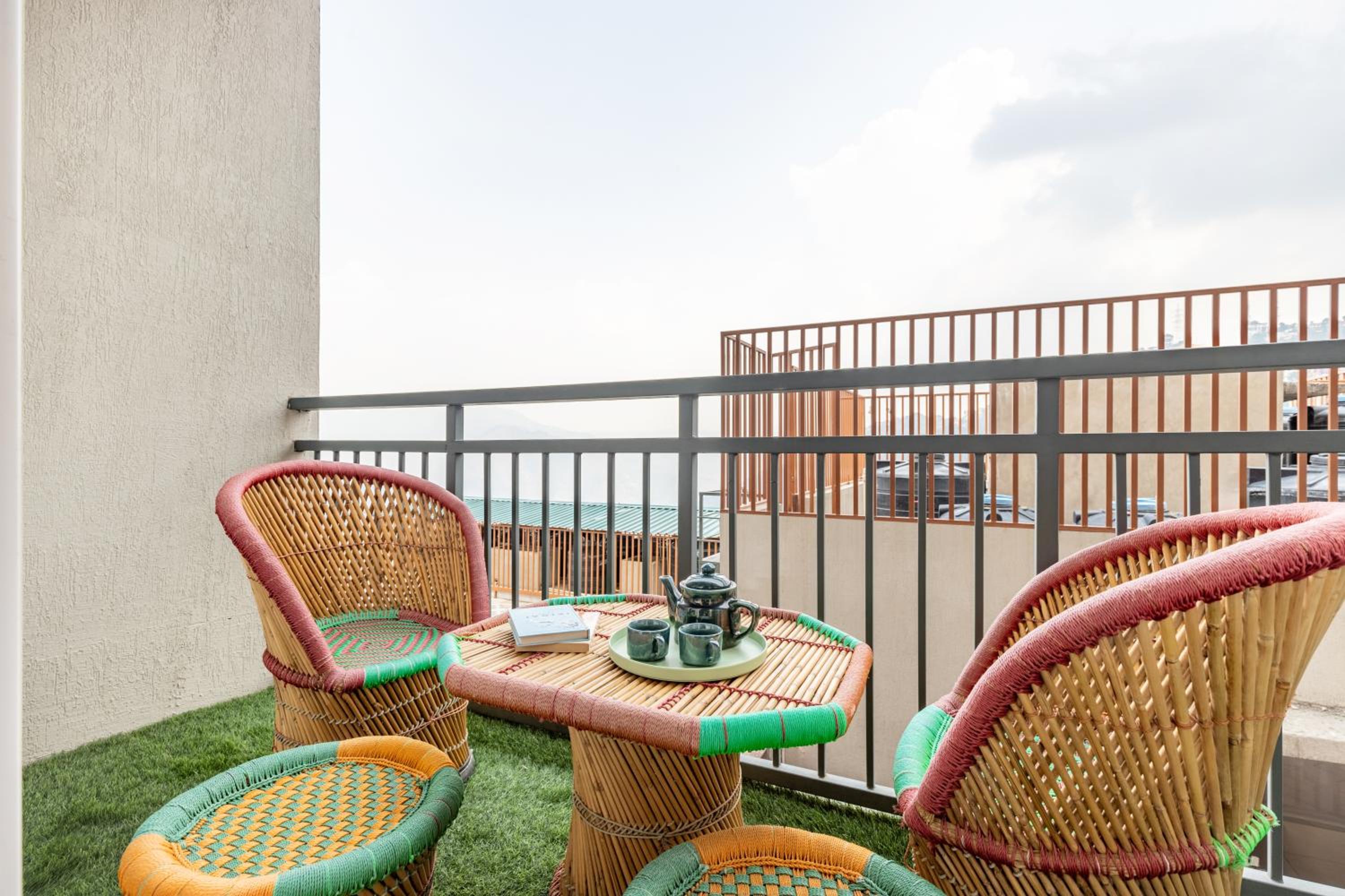 balance & terrace