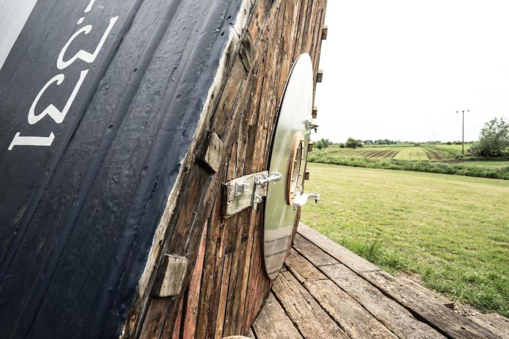 Unique glamping experience near Ely & Cambridge view 2
