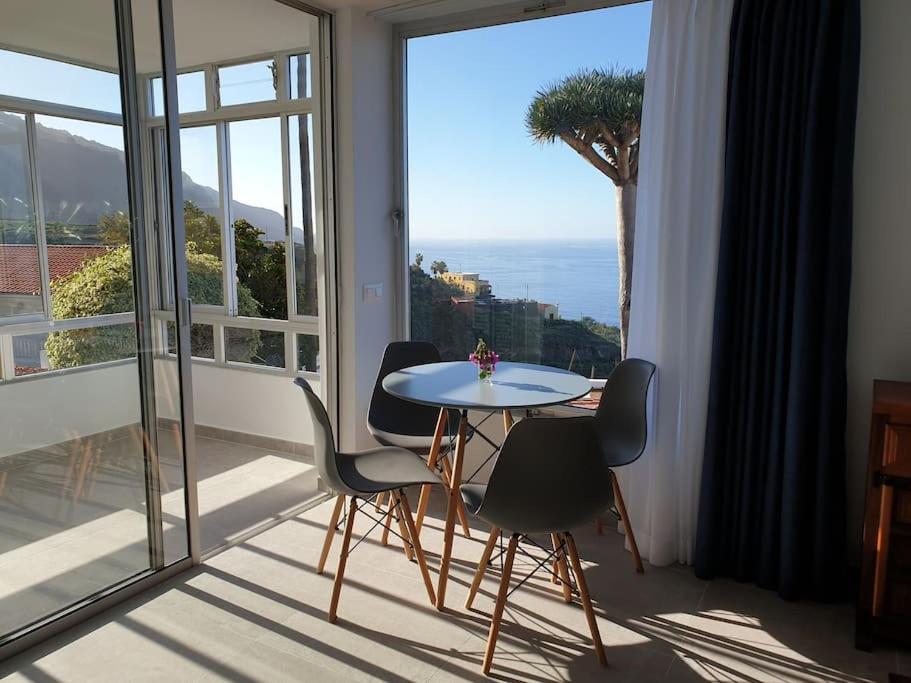 Exotic Ocean View Apartment