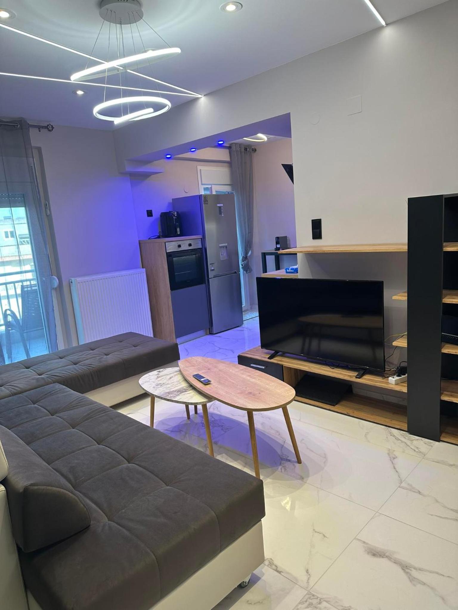 Lydia Luxury Apartment Perea view 3