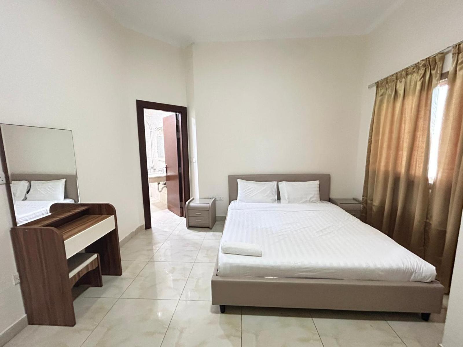 Al Hayat Suites Apartment